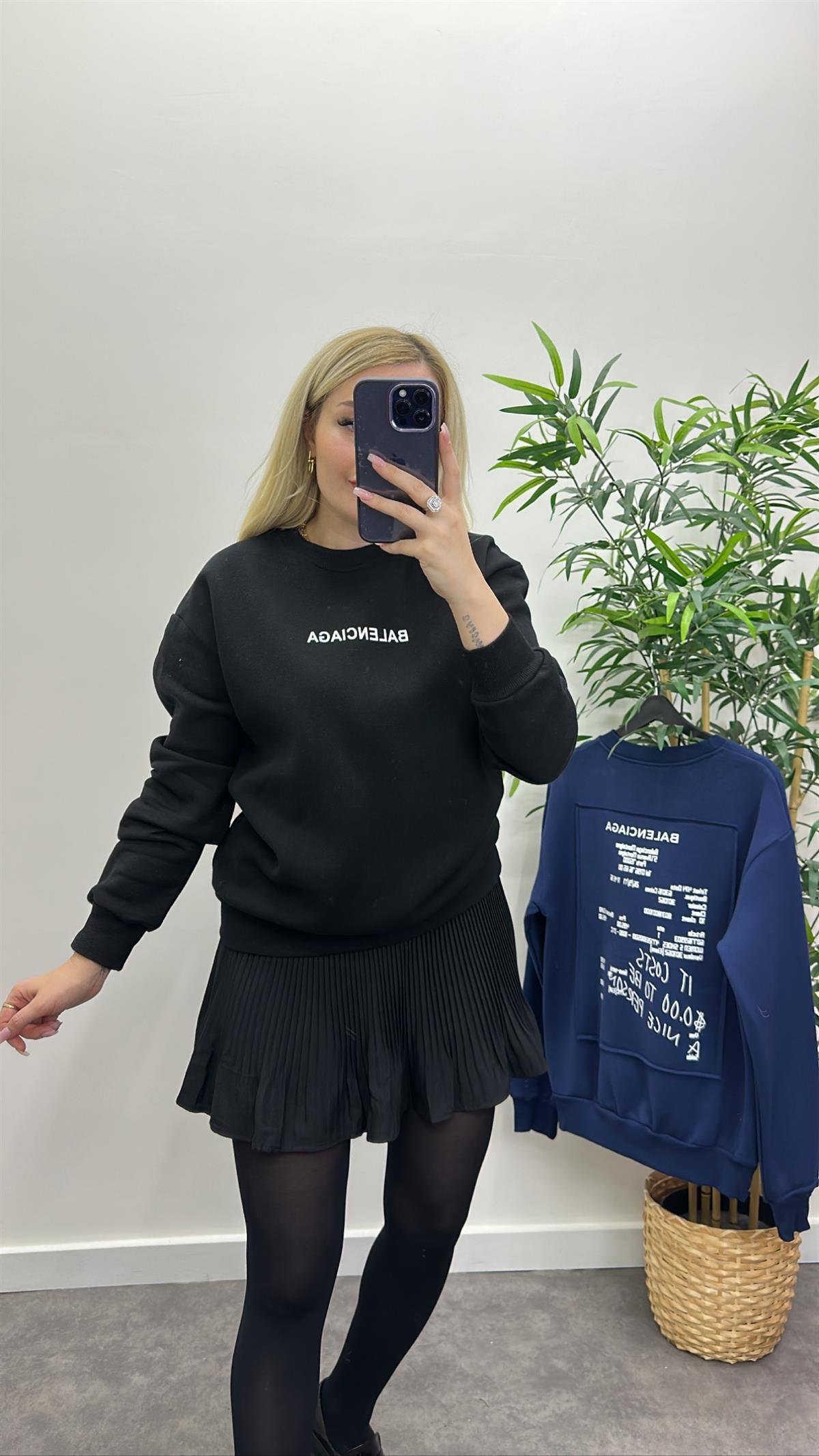 Yazı Detay Şardonlu Sweatshirt