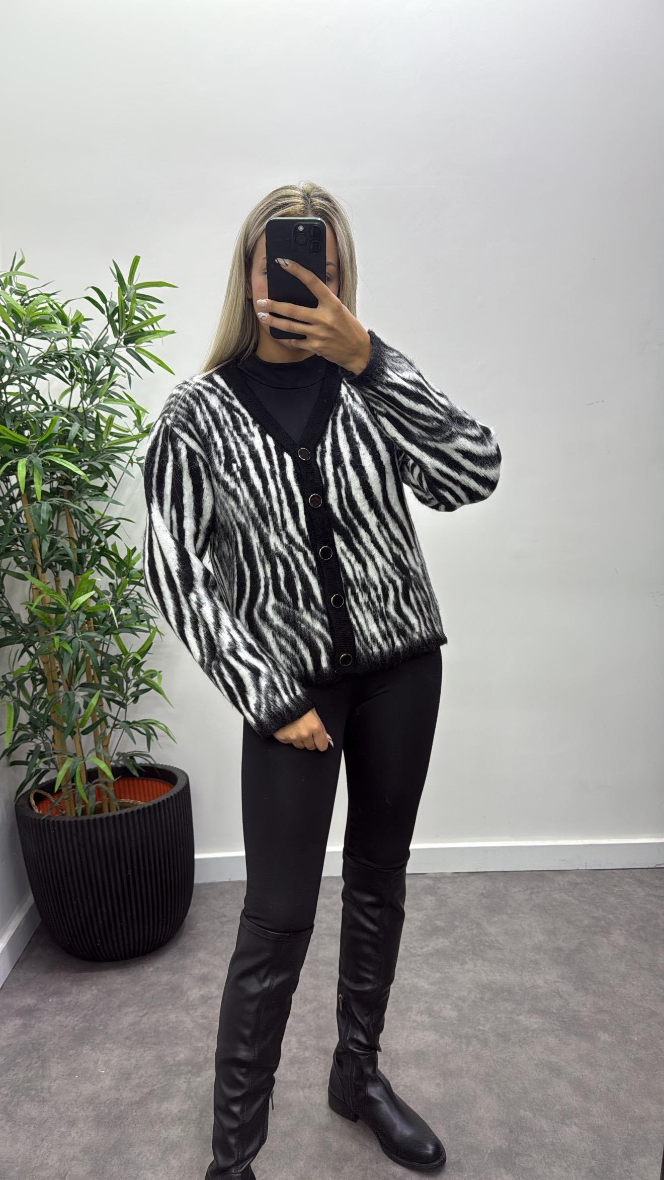 Zebra Desen Lüks Triko Hırka