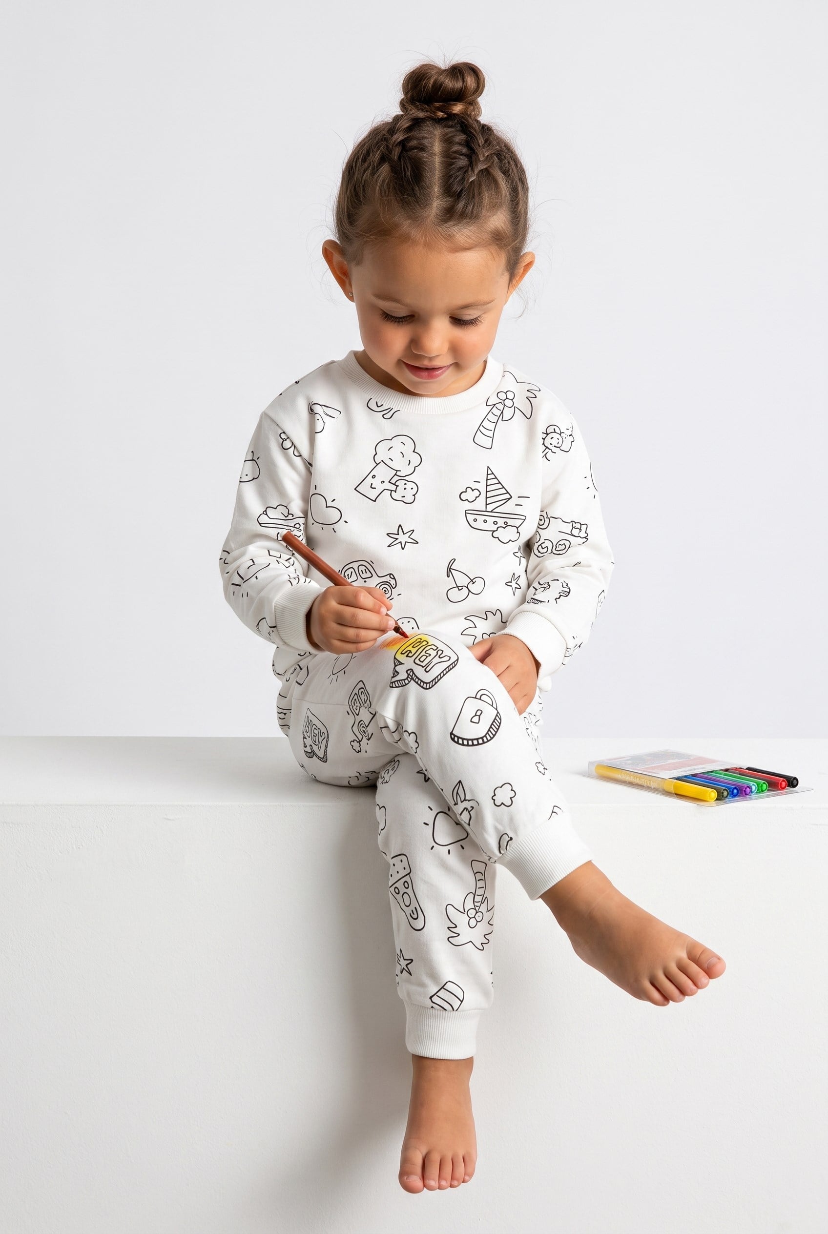 4-8 Yaş Yıkanabilir Boya Hediyeli Colorbook Uzun Kol Çocuk Pijama Takım