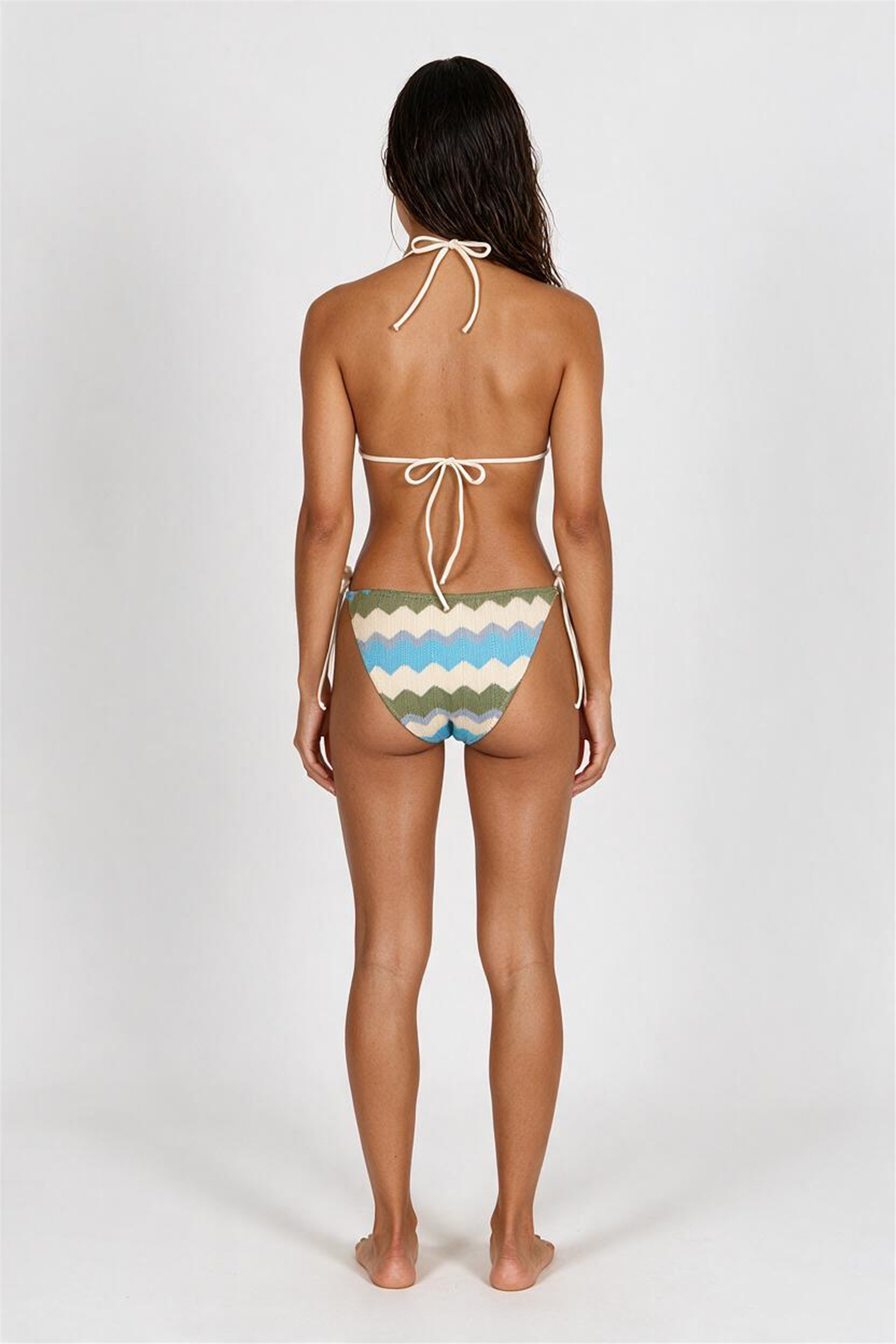 Çok Renkli Triko Üçgen Bikini Takım