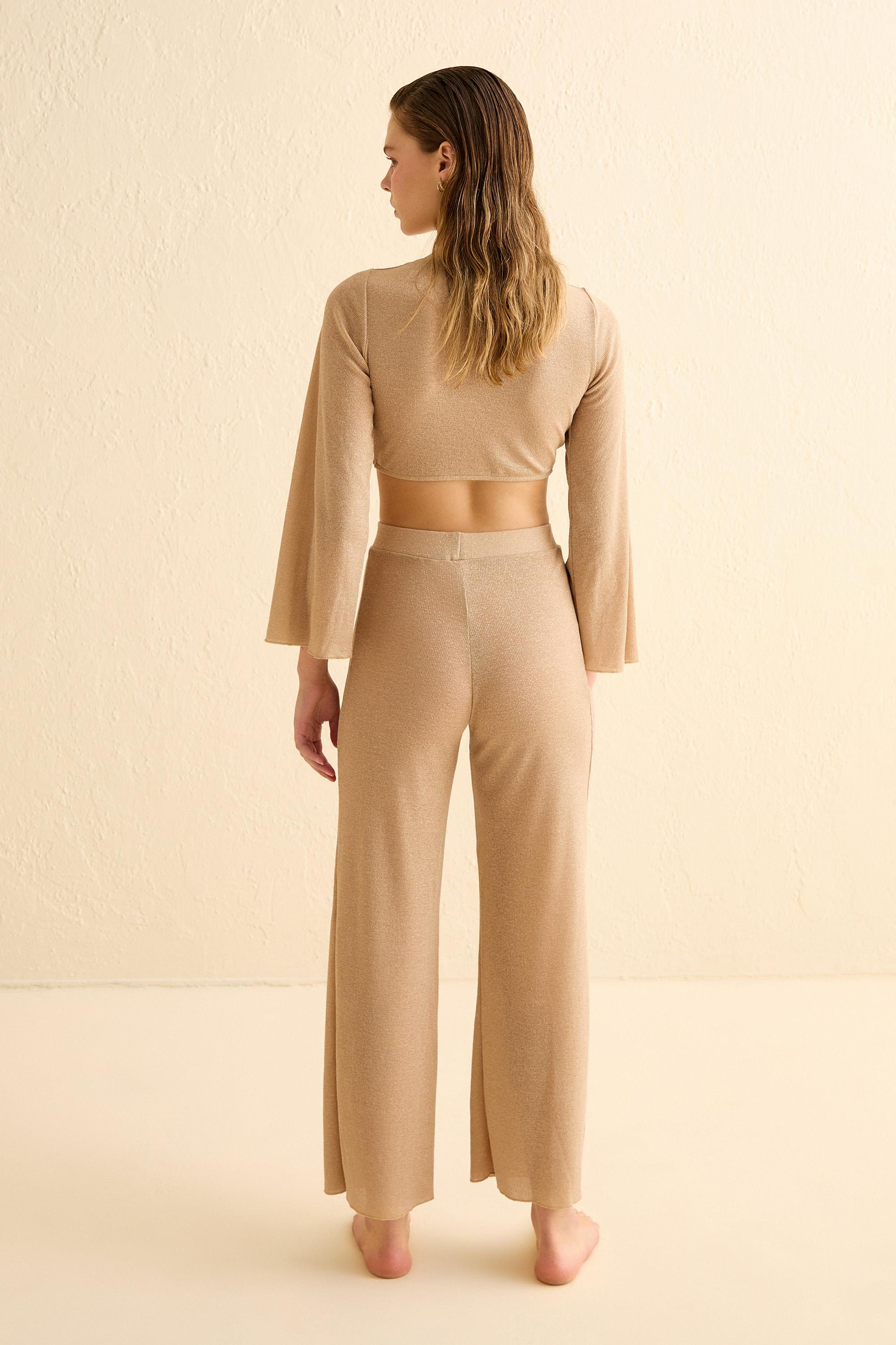 Gül Detaylı Gold Pantolon-Crop Takım