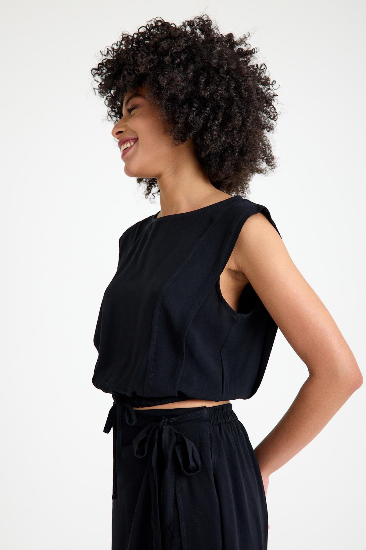 Beli Bağlamalı Bluz - Siyah