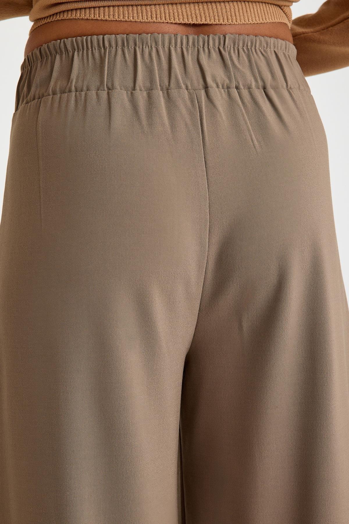 Kemer Detaylı Pantolon :Sütlü Kahve