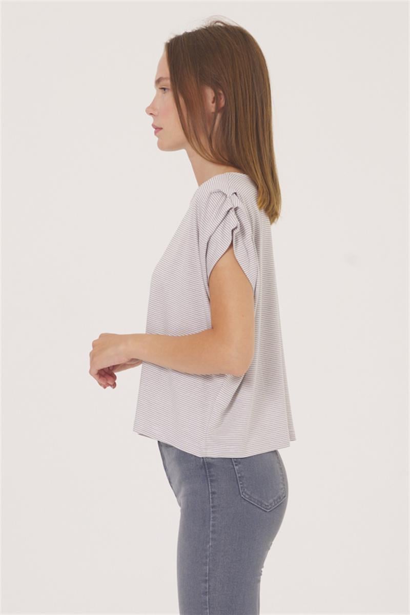 Omuz Detaylı Bluz - Ekru Çizgili