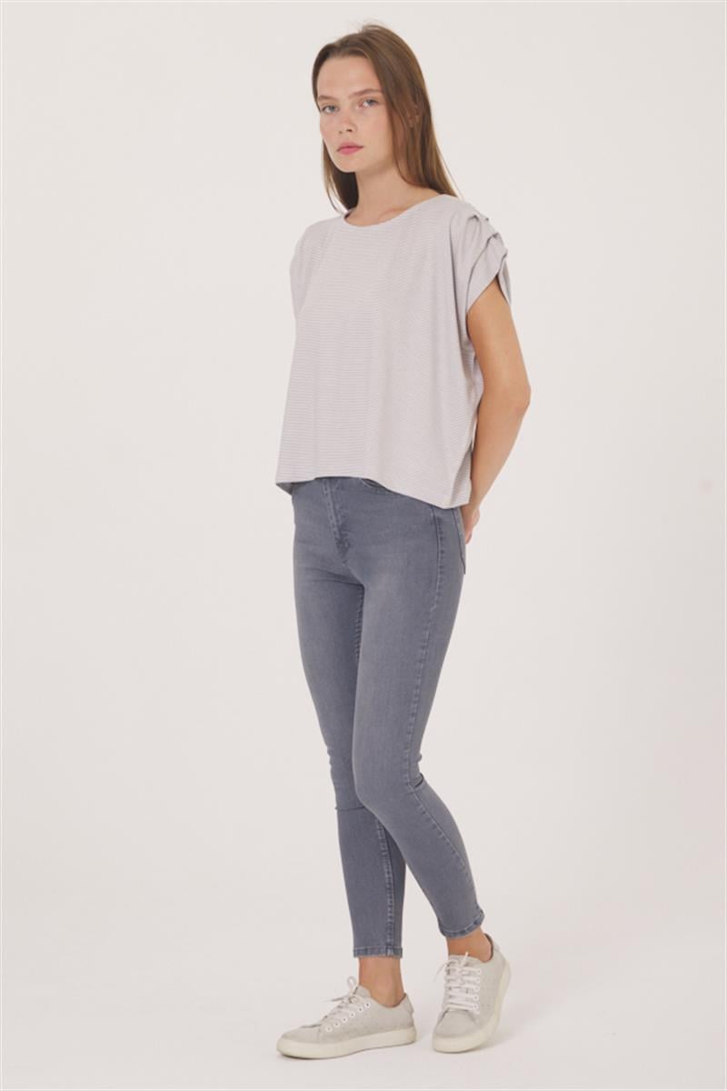 Omuz Detaylı Bluz - Ekru Çizgili