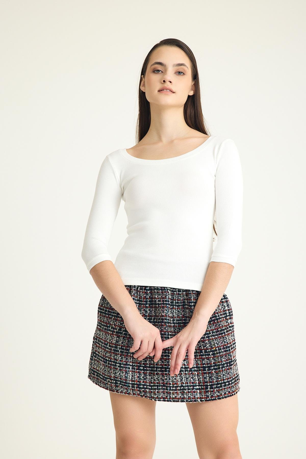 OVAL YAKA T-SHIRT / EKRU