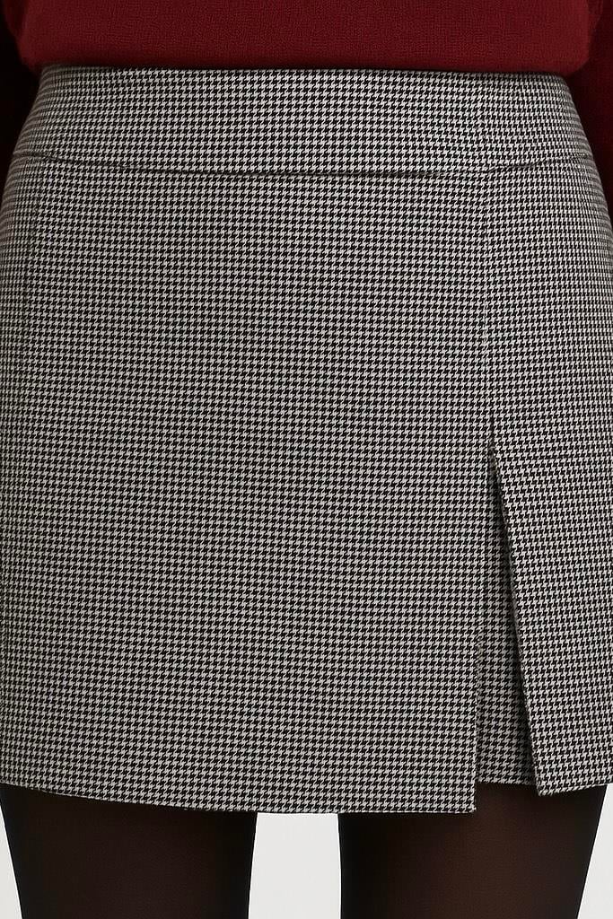 Şort Etek-Siyah Desenli