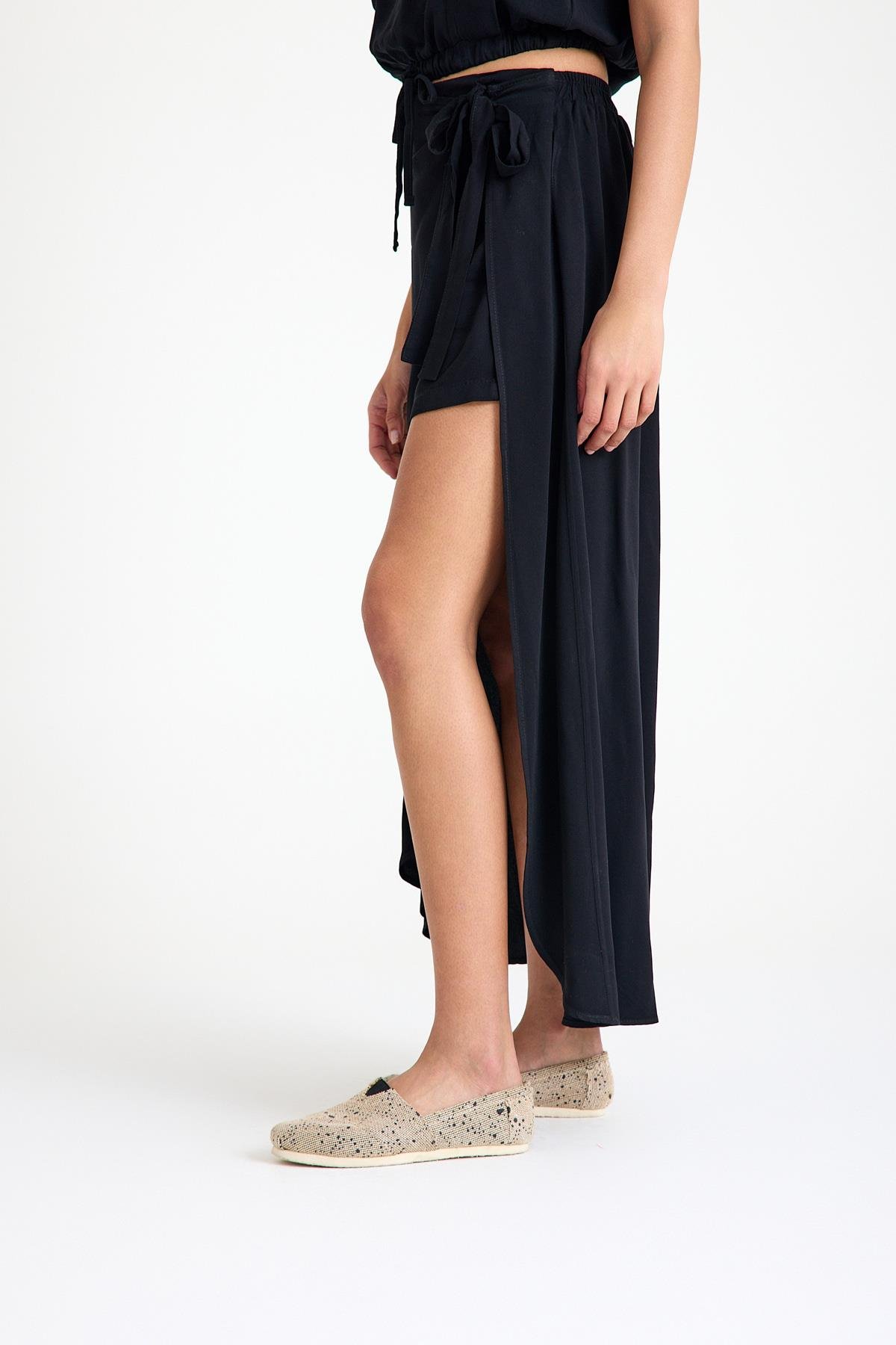 Yandan Bağlamalı Şort Etek - Siyah