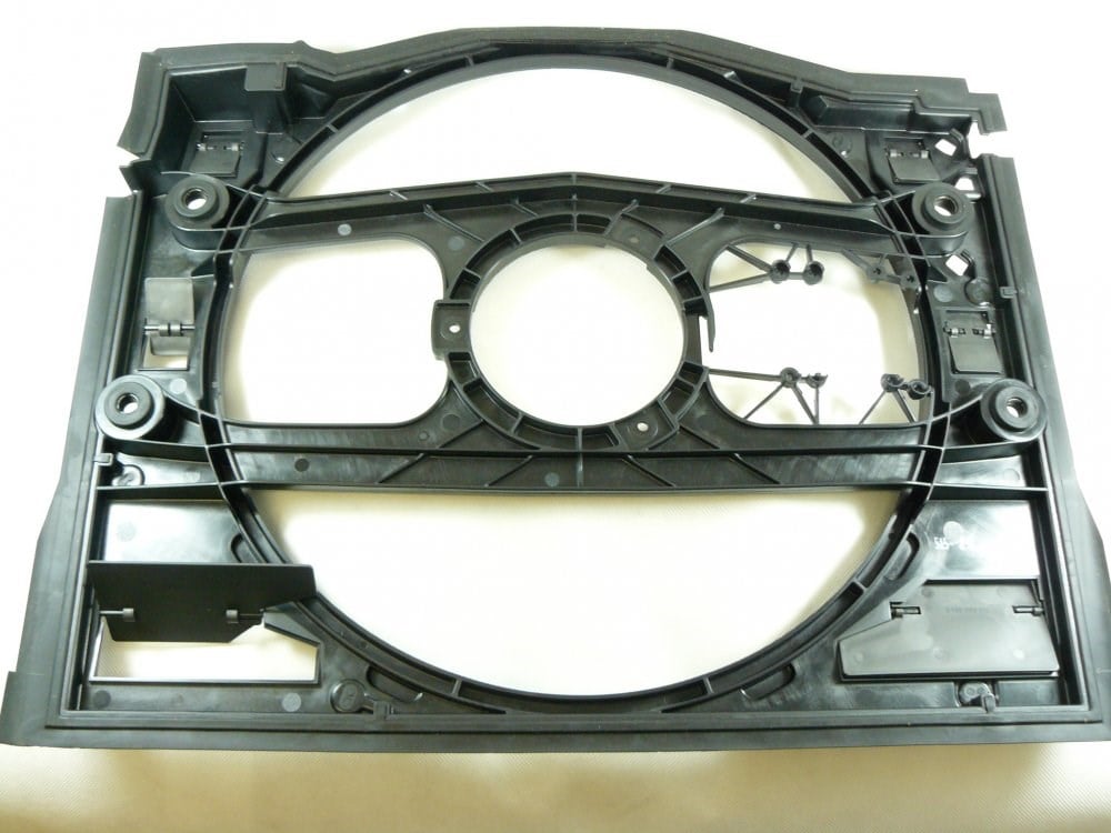 BMW ORJİNALBMW Radyatör Fan Davlumbazı 64546928035