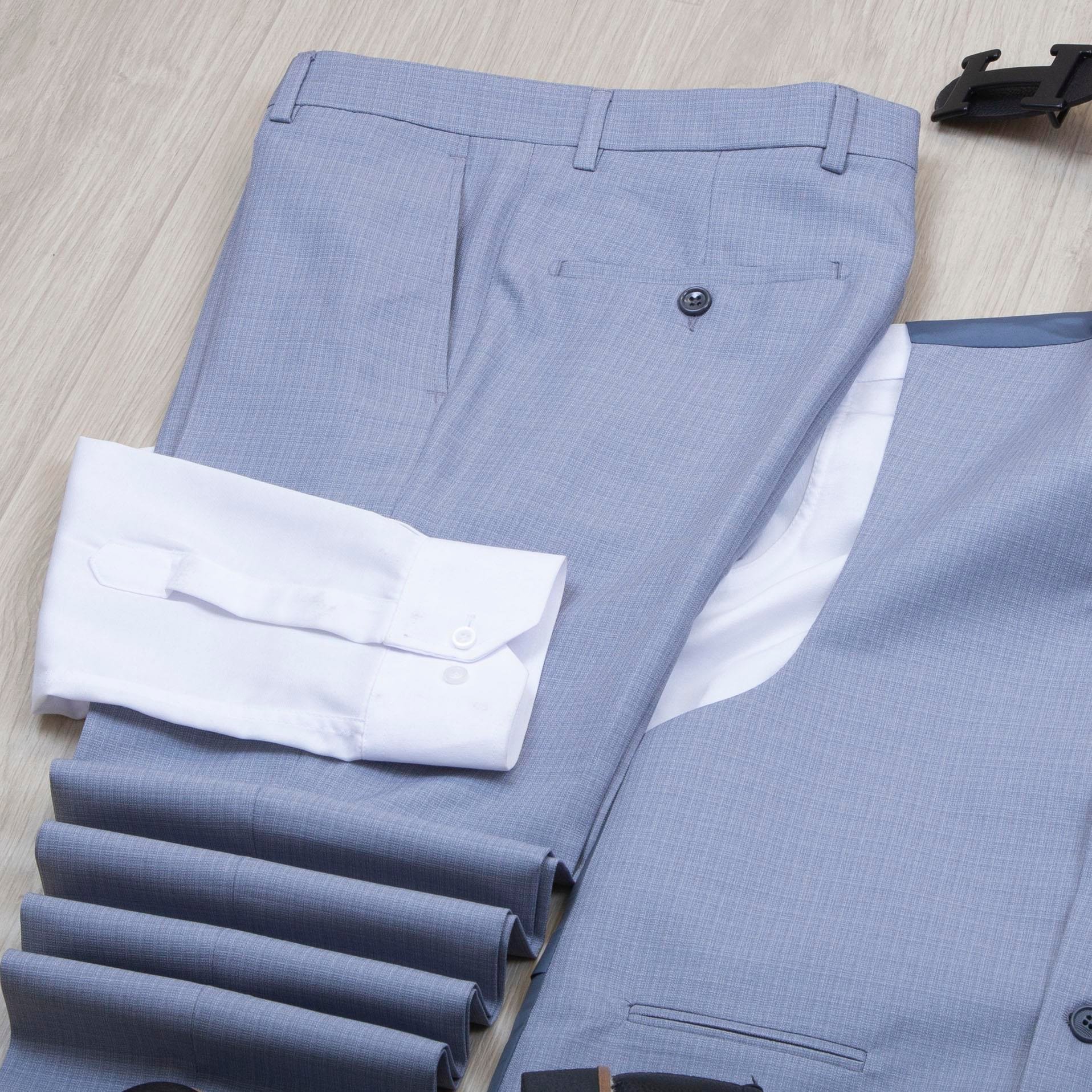 Açık Mavi Takım Elbise Kombini