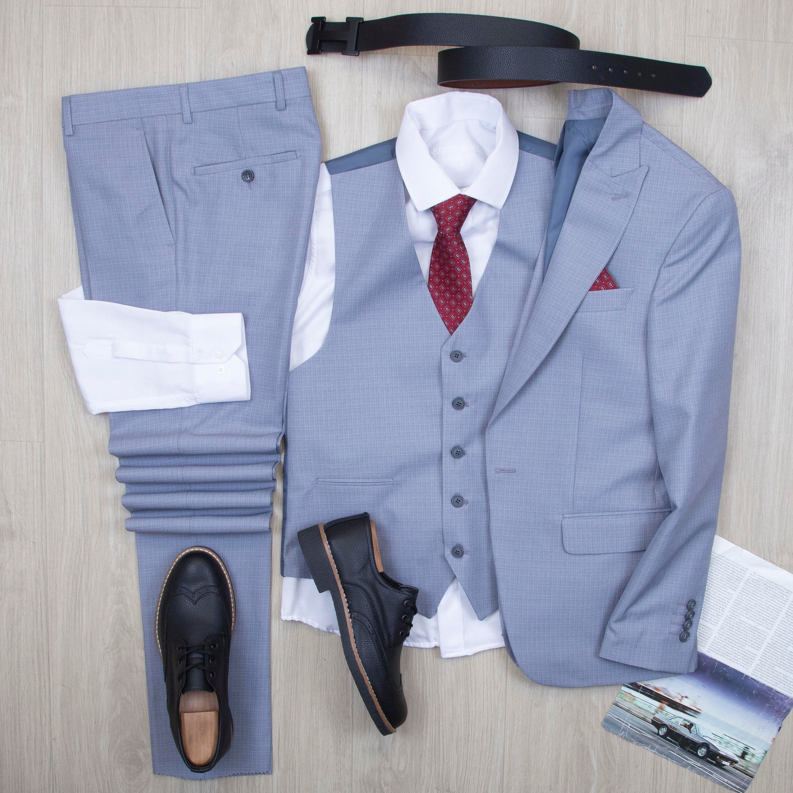 Açık Mavi Takım Elbise Kombini