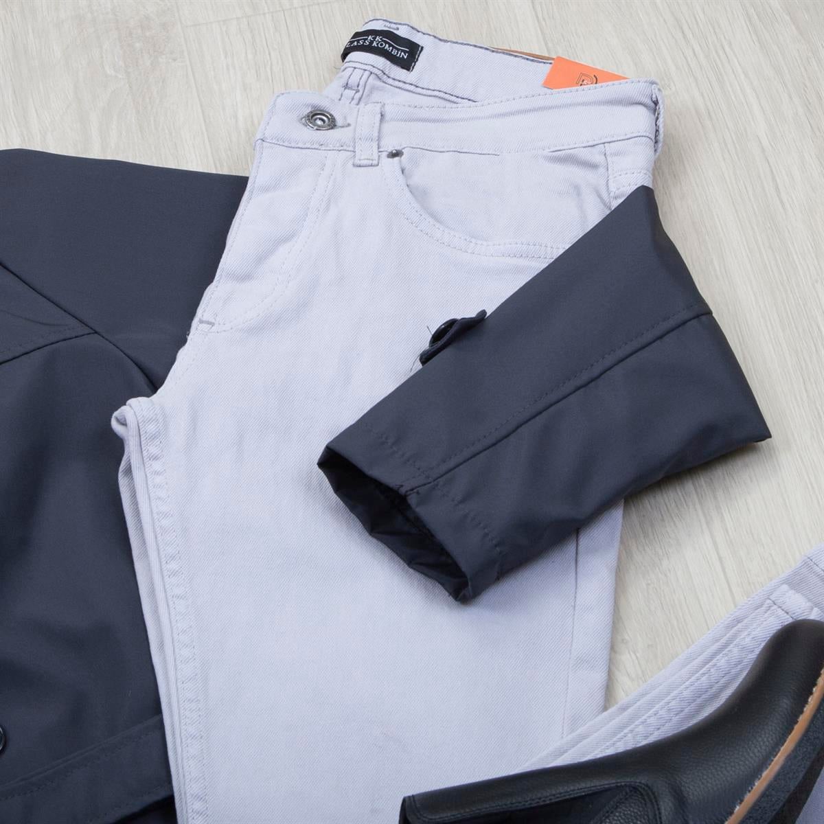 Antrasit Trençkot Boğazlı Body Pantolon Bot Kombin