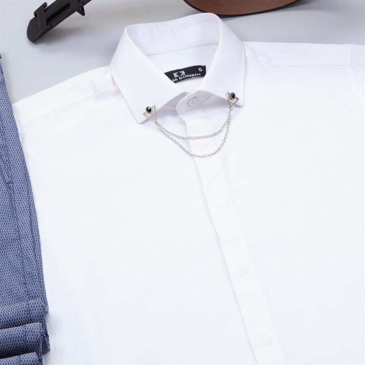 Armürlü Mavi Pantolon Beyaz Gömlek Ayakkabı Kombin