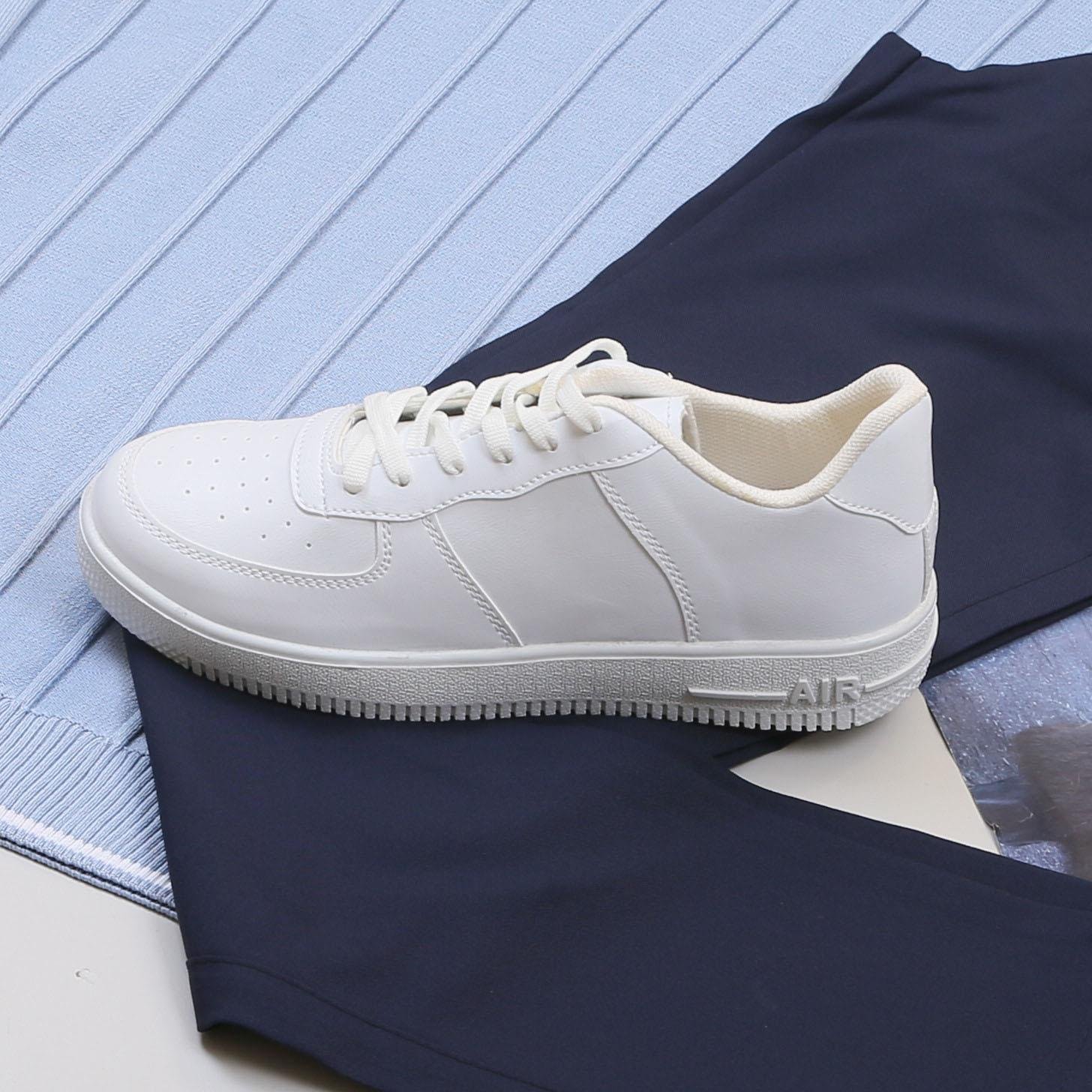 Bebe Mavi Triko Polo Yaka Tişört Pantolon Ayakkabı Kombin