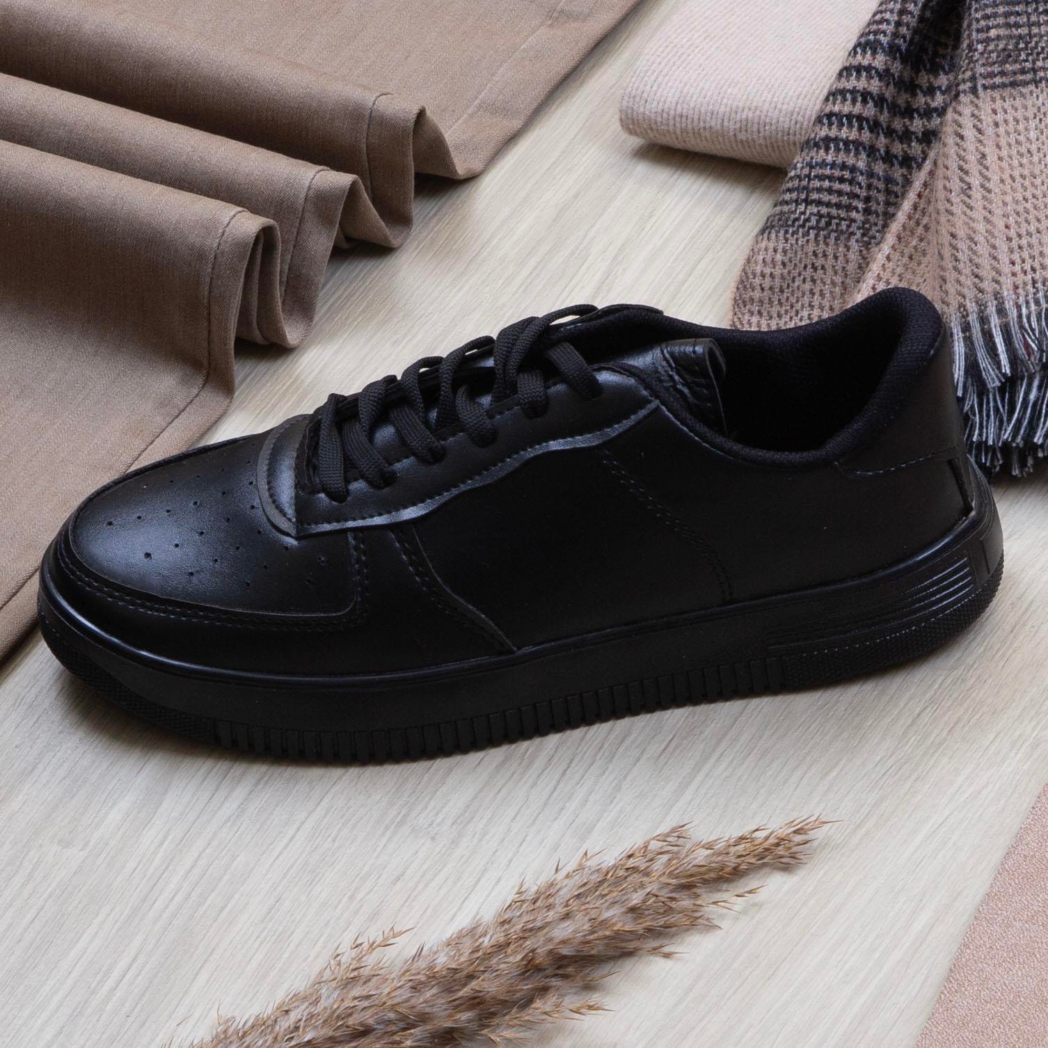 Bej Blazer Ceket Boğazlı Body Pantolon Ayakkabı Kombin