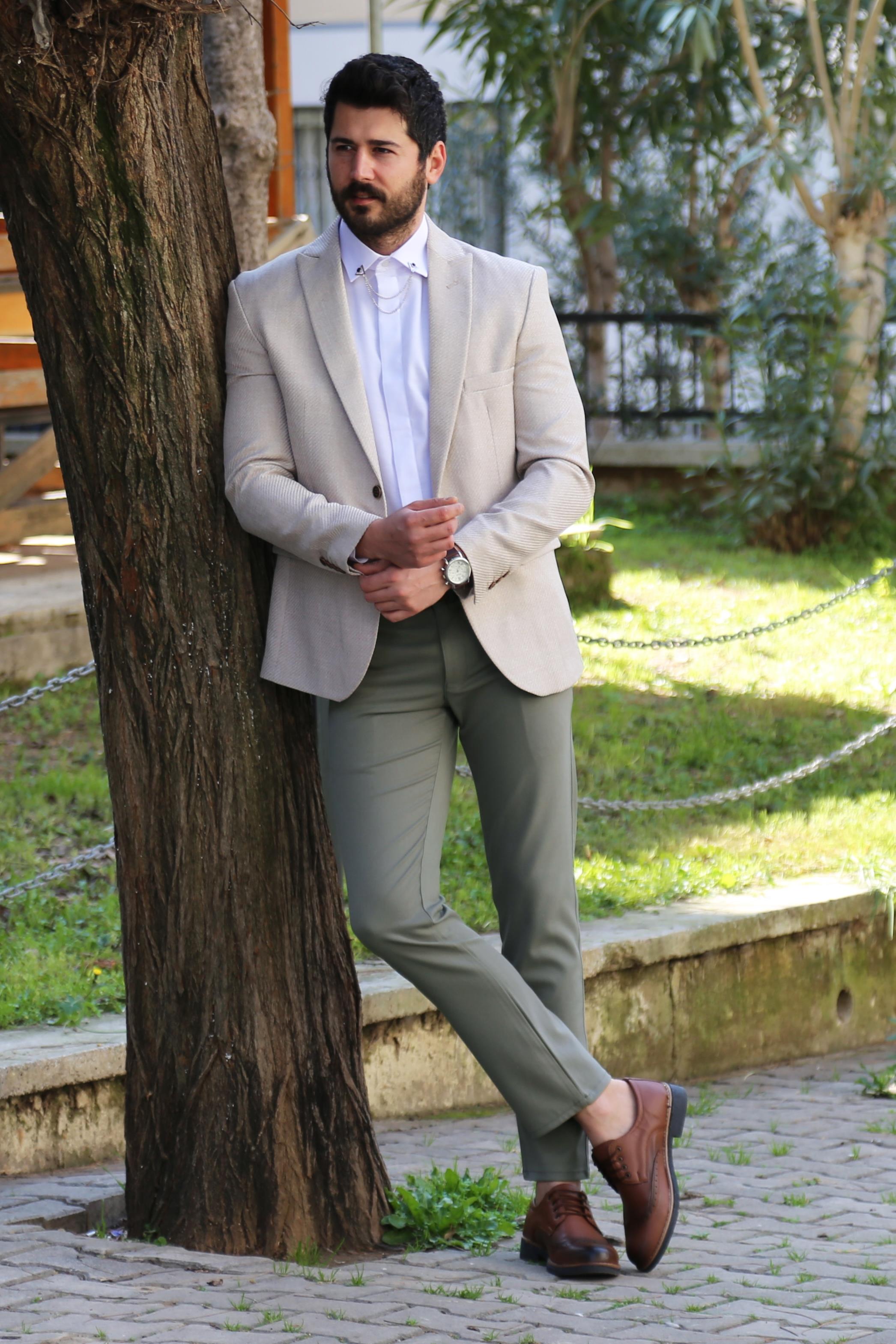 Bej Blazer Ceket Gömlek Pantolon Ayakkabı Kombin