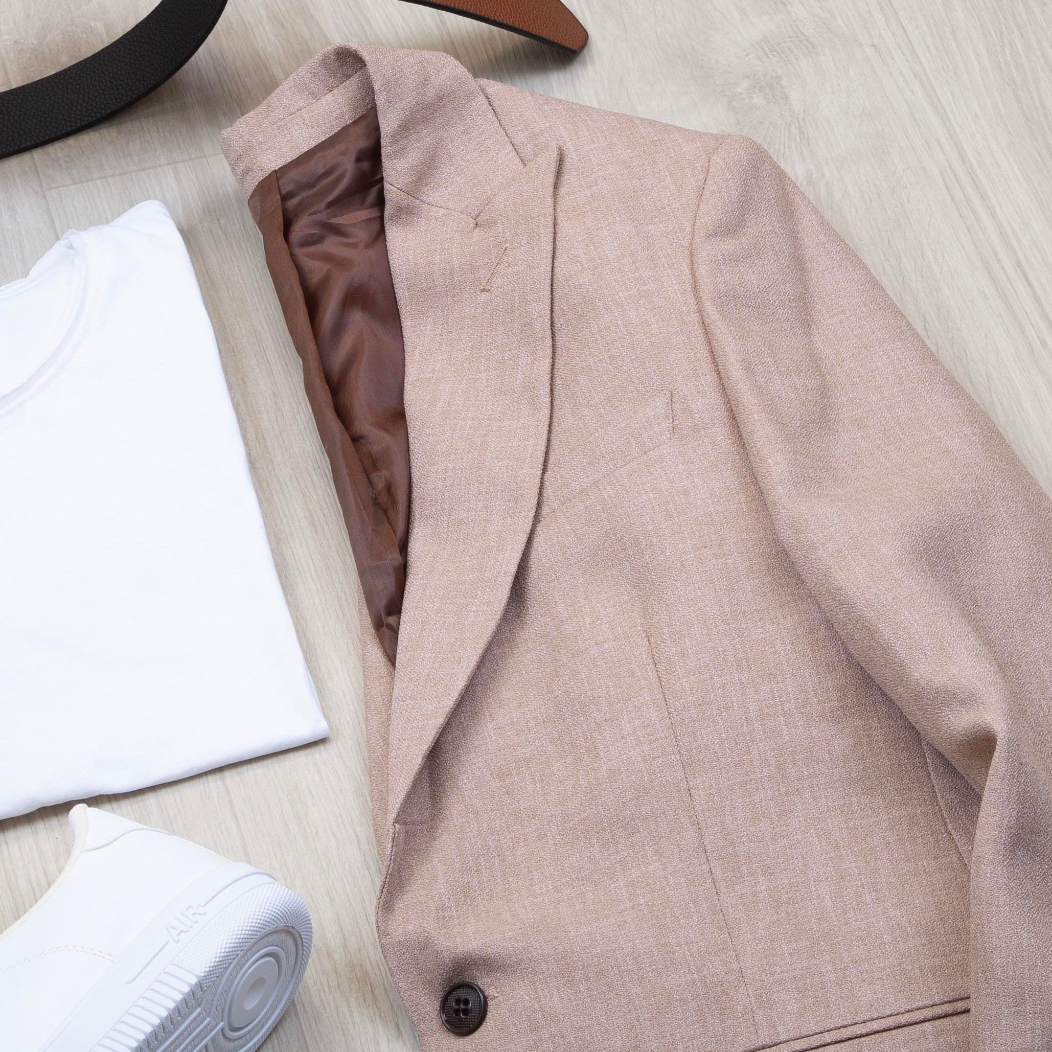 Bej Blazer Ceket Tişört Pantolon Ayakkabı Kombin