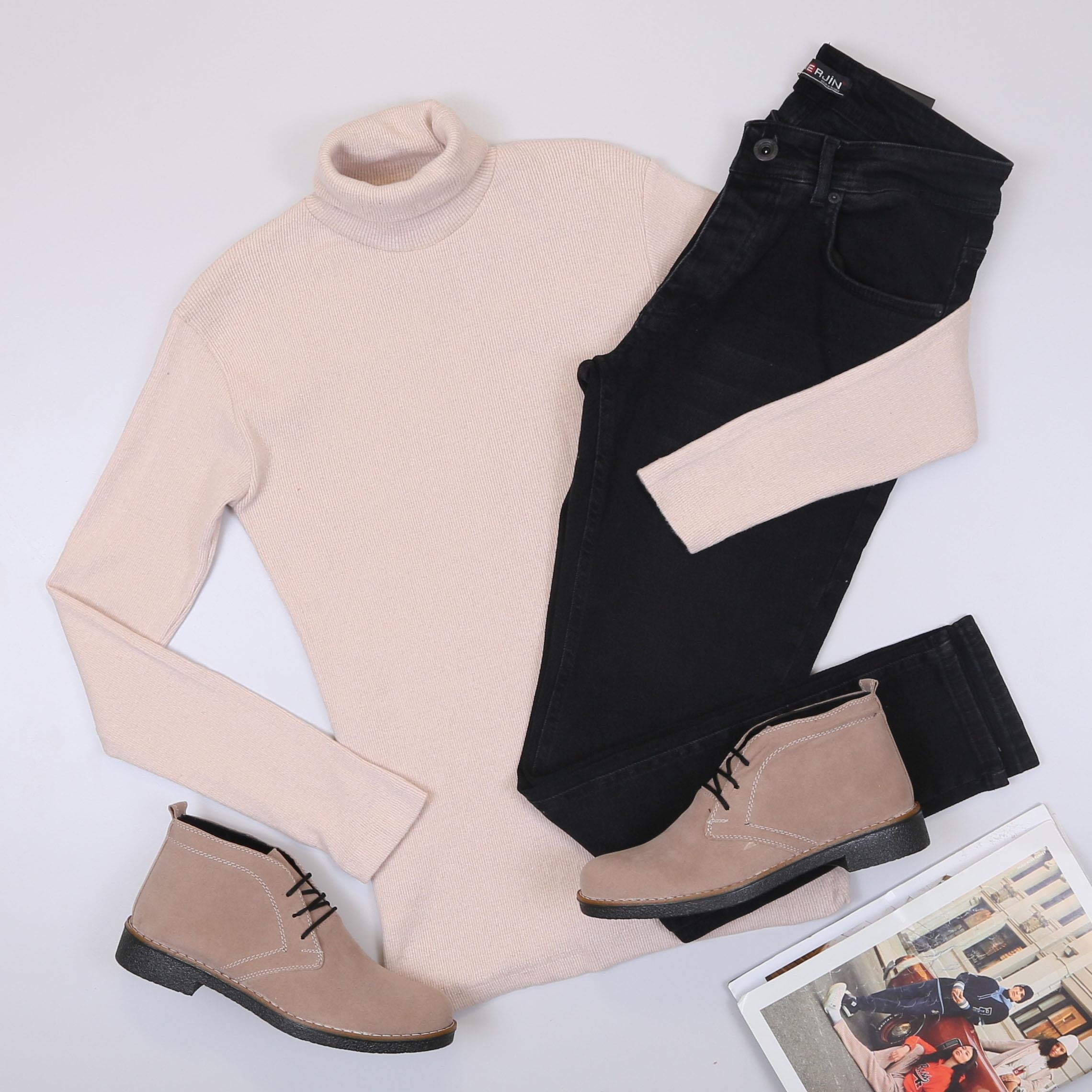 Bej Boğazlı Body Pantolon Bot Kombin