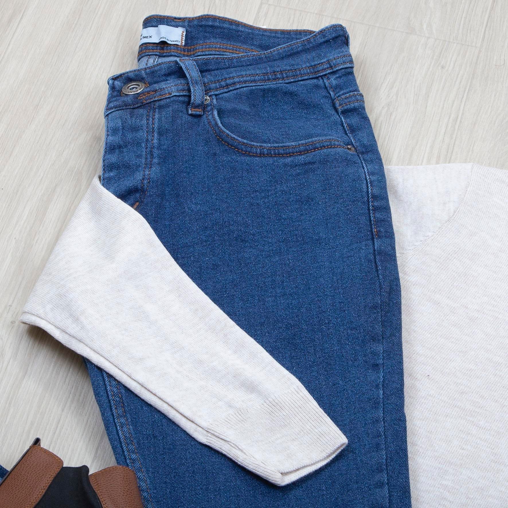 Bej Boğazlı Triko Kazak Pantolon Bot Kombin