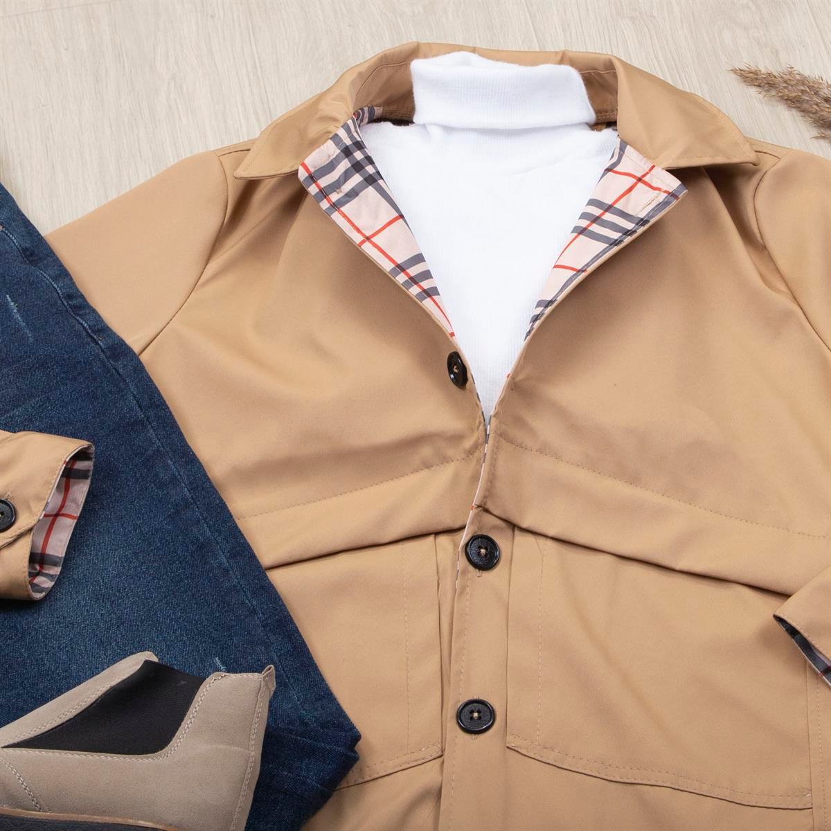 Bej Ceket Boğazlı Body Pantolon Bot Kombin