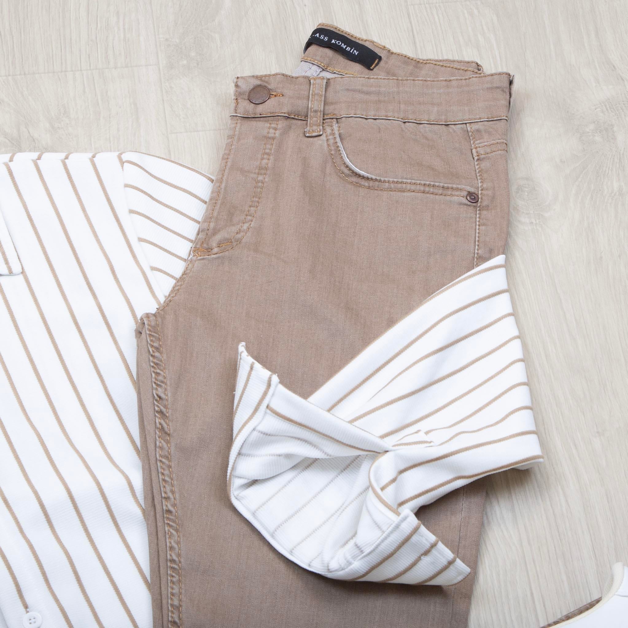 Bej Çizgili Gömlek Pantolon Ayakkabı Kombin