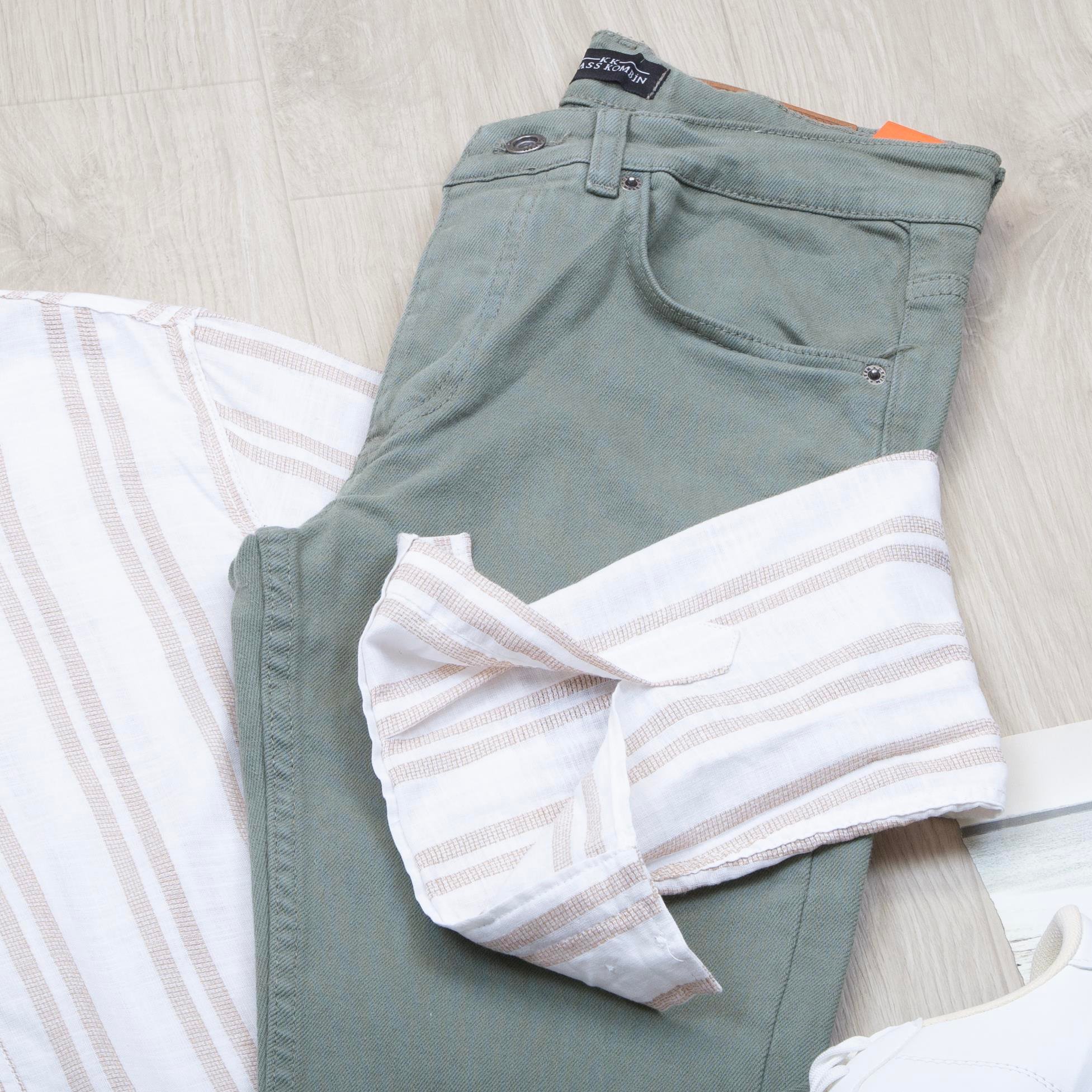 Bej çizgili Gömlek Pantolon Ayakkabı Kombin