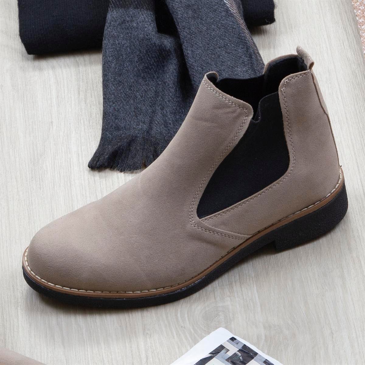 Bej Desenli Kaşe Kaban Boğazlı Body Pantolon Bot Kombin