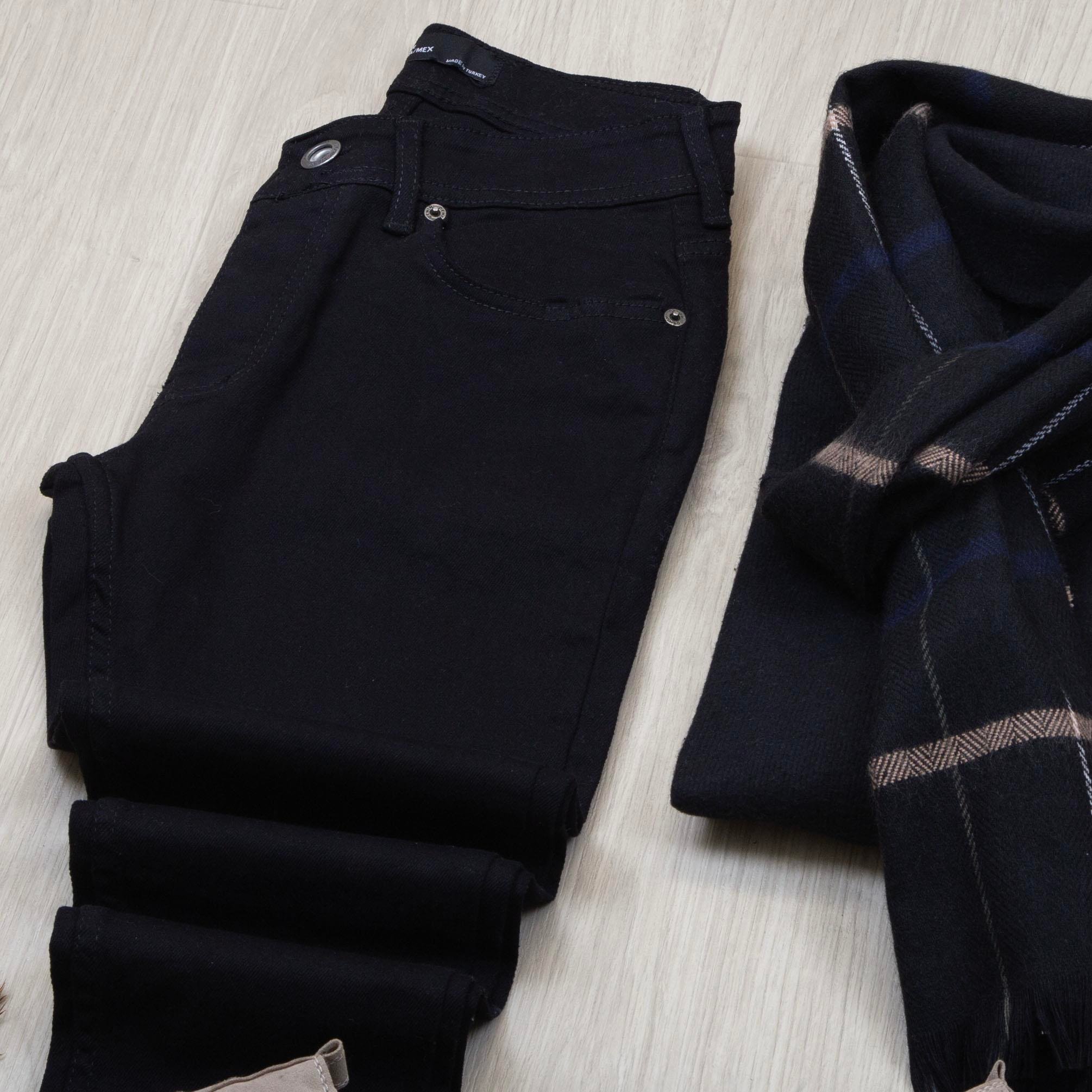 Bej Dik Yaka Blazer Ceket Boğazlı Body Pantolon Bot Kombin