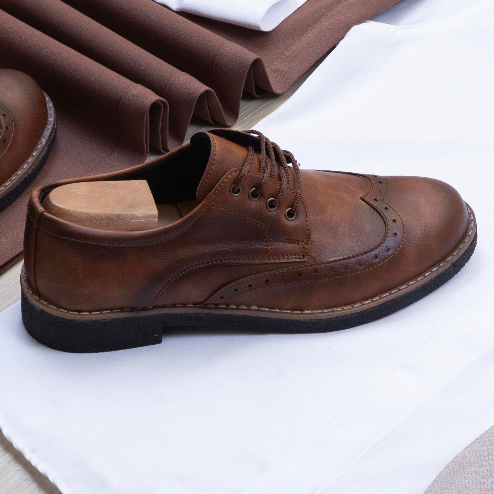 Bej Dik Yaka Blazer Ceket Gömlek Pantolon Ayakkabı Kombin