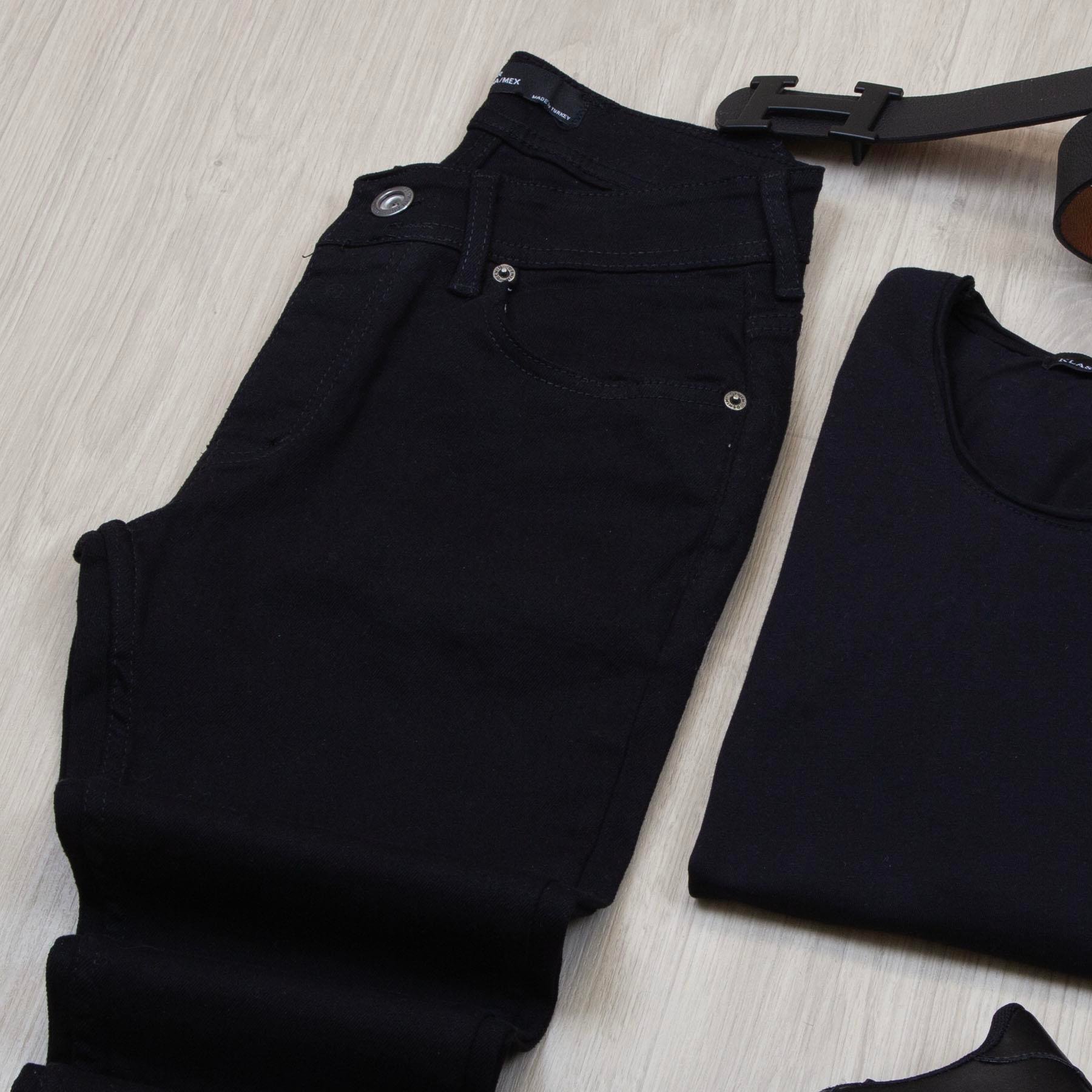 Bej Dik Yaka Blazer Ceket Tişört Pantolon Ayakkabı Kombin