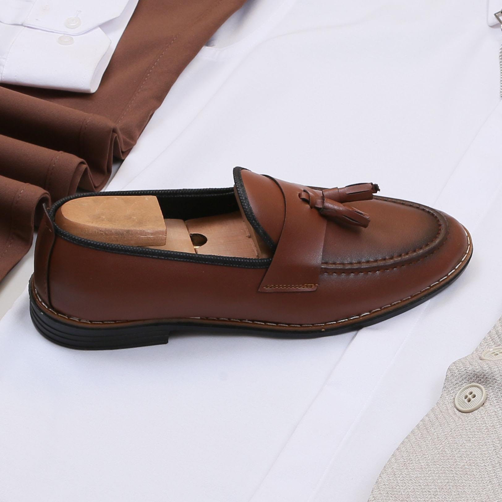 Bej Dik Yaka Ceket Kombini