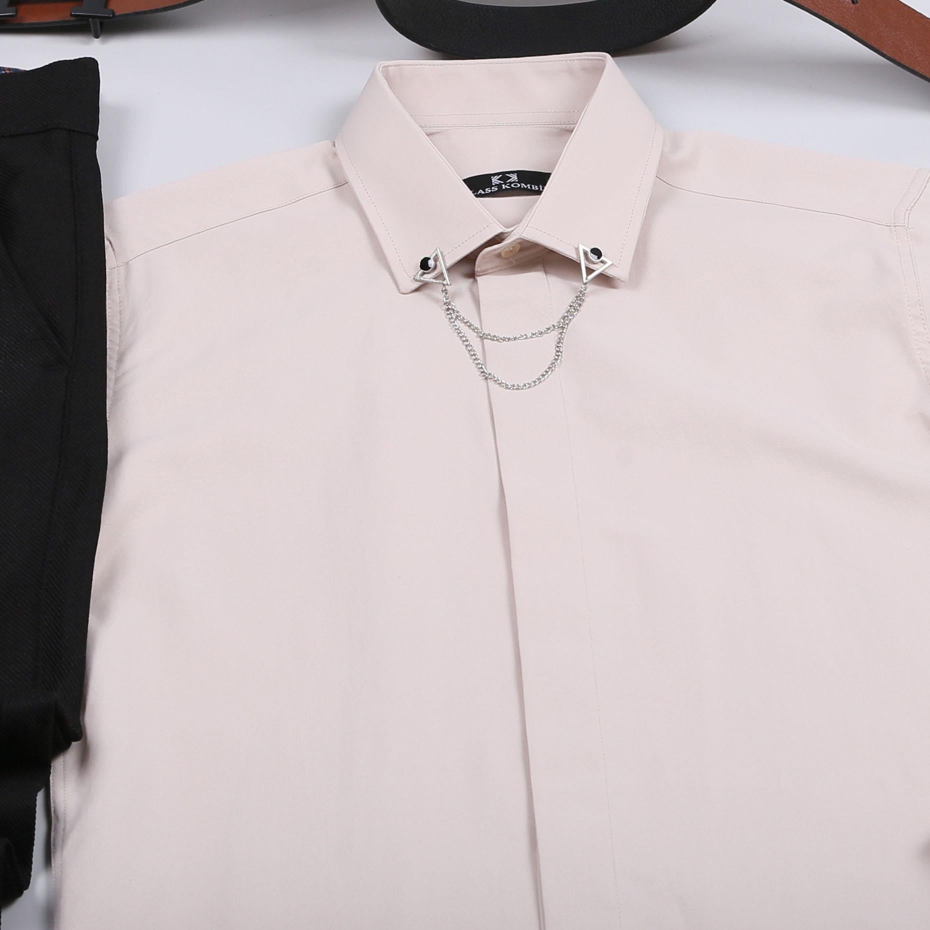 Bej Gömlek Siyah Pantolon Ayakkabı Kombin