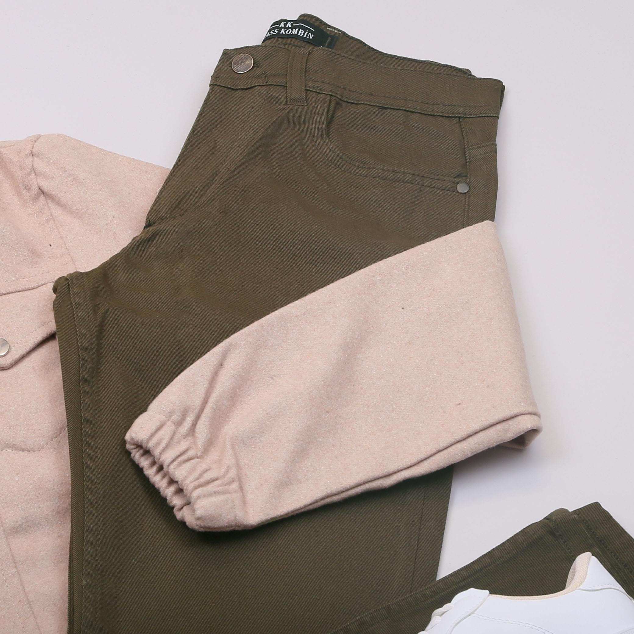 Bej Kaşe Ceket Tişört Pantolon Ayakkabı Kombin