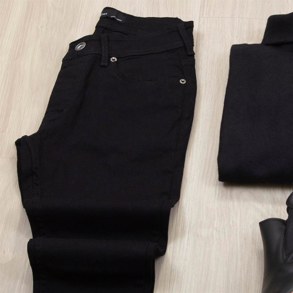 Bej Kaşe Kaban Boğazlı Body Pantolon Ayakkabı Kombin