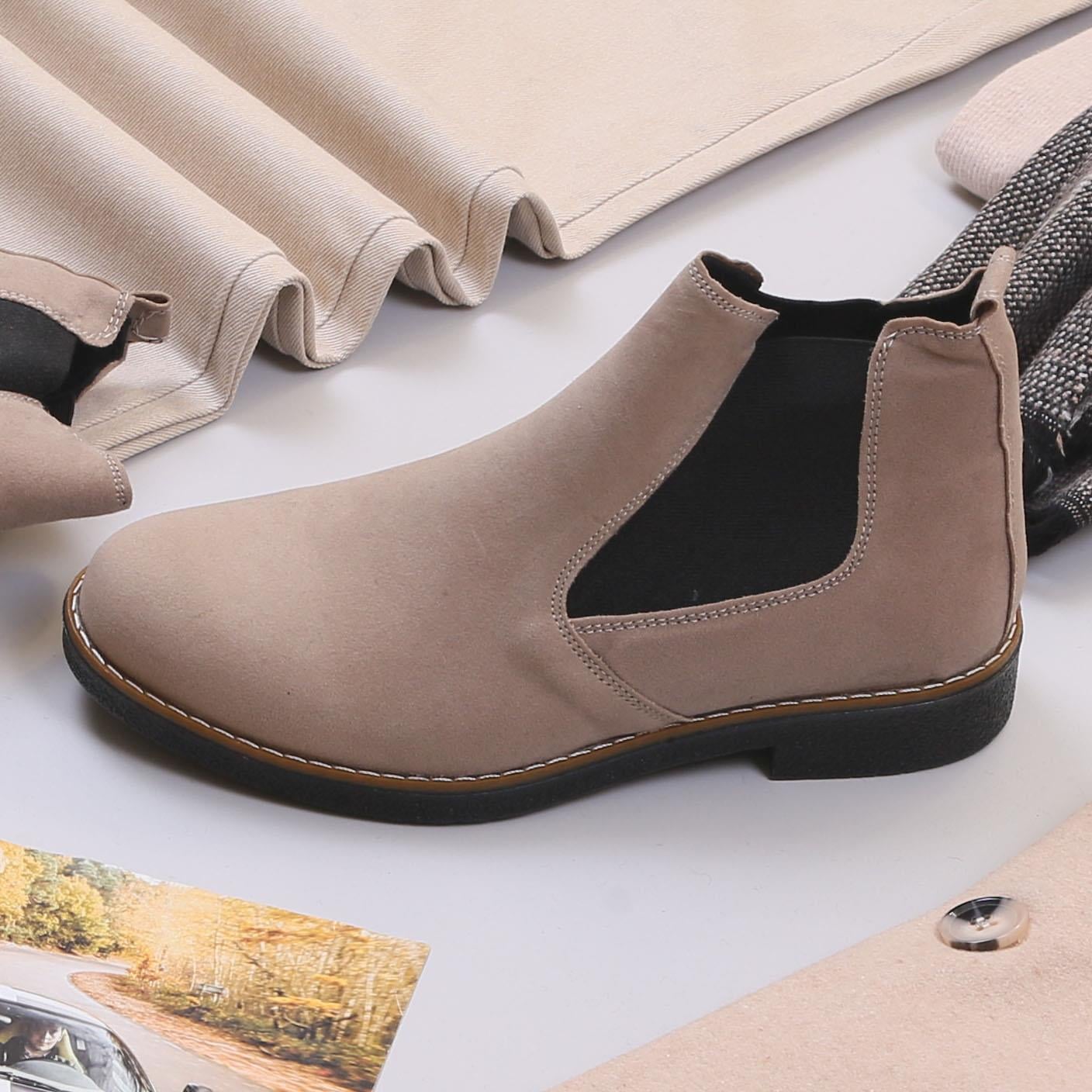 Bej Kaşe Kaban Boğazlı Body Pantolon Bot Kombin