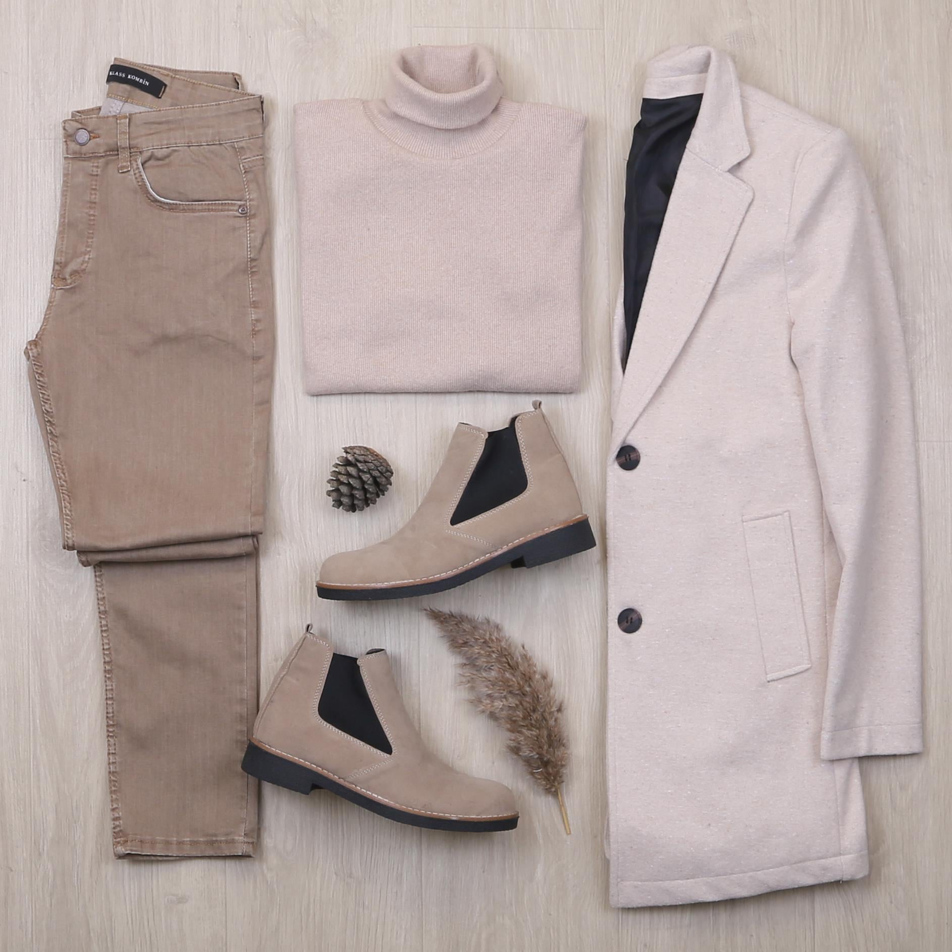 Bej Kaşe Kaban Boğazlı Body Pantolon Bot Kombin