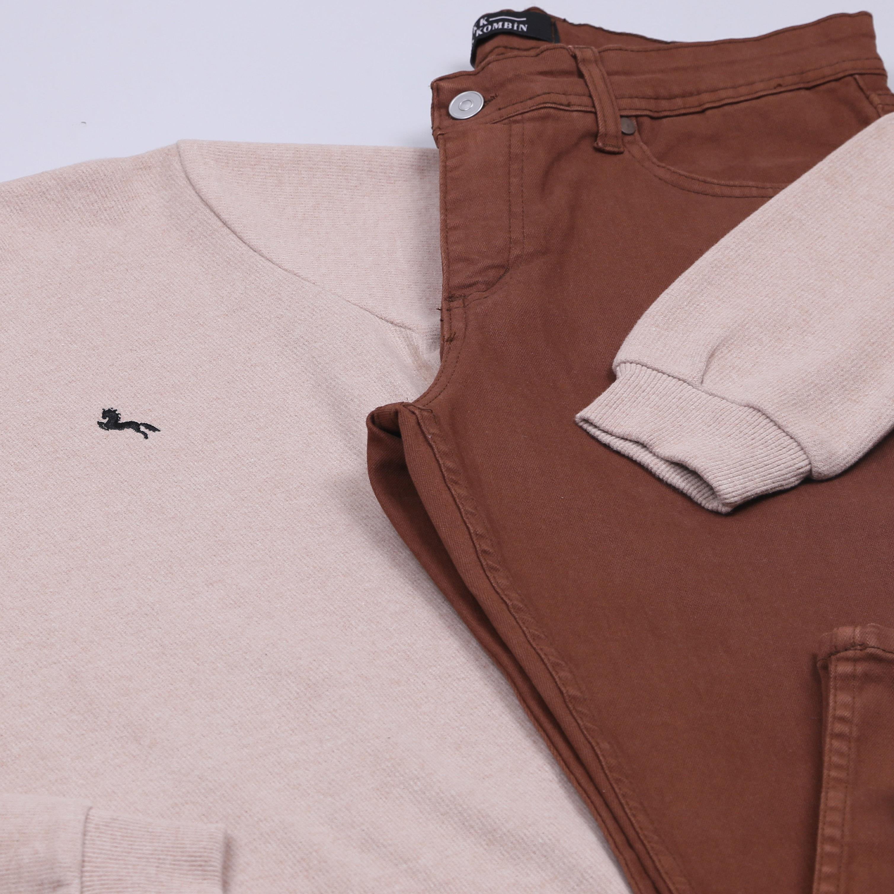 Bej Kazak Kot Pantolon Ayakkabı Kombini