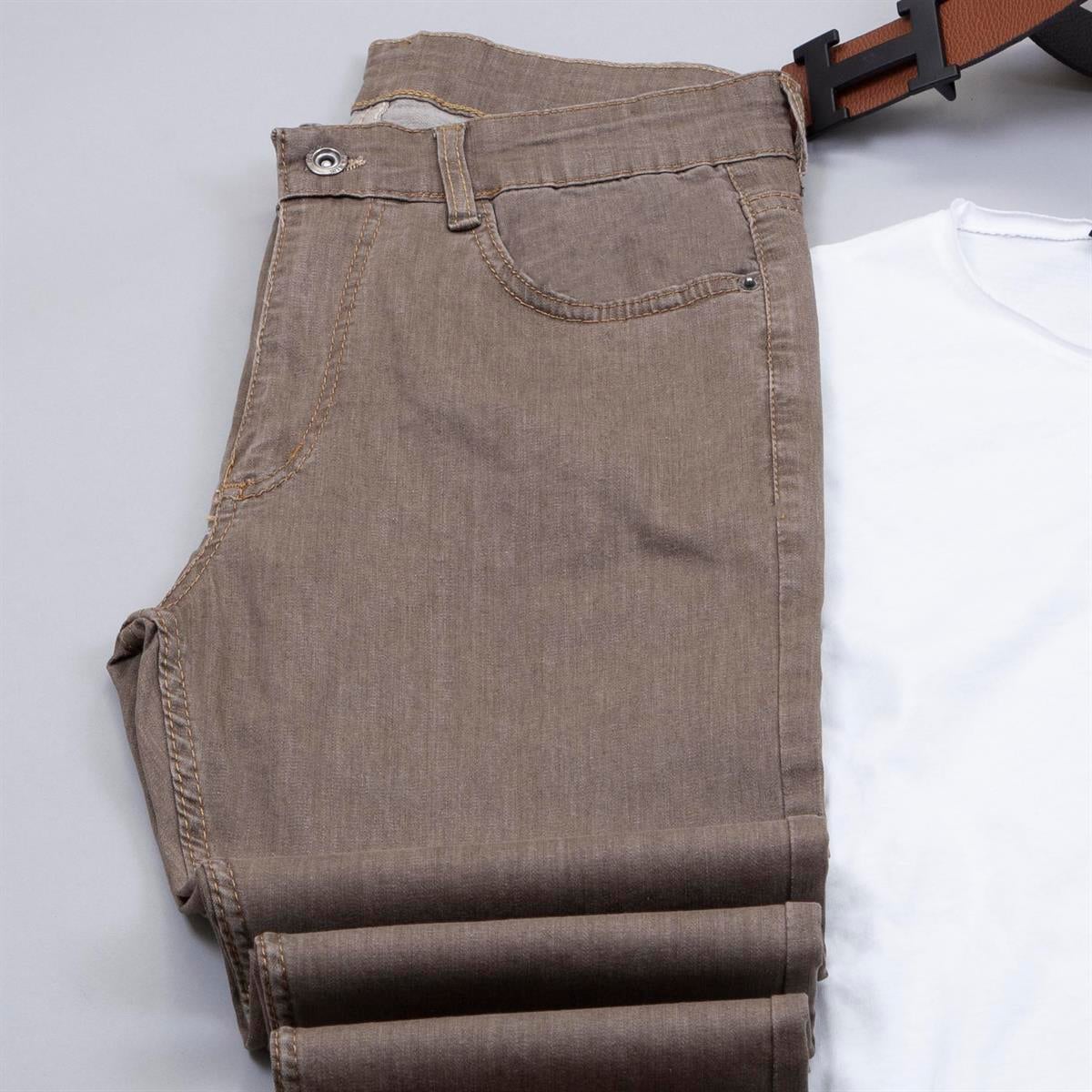 Bej Kırçıllı Blazer Ceket Tişört Pantolon Ayakkabı Kombin