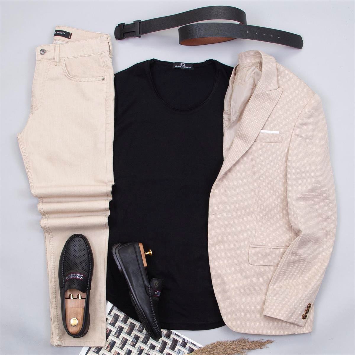 Bej Kırçıllı Blazer Ceket Tişört Pantolon Ayakkabı Kombin