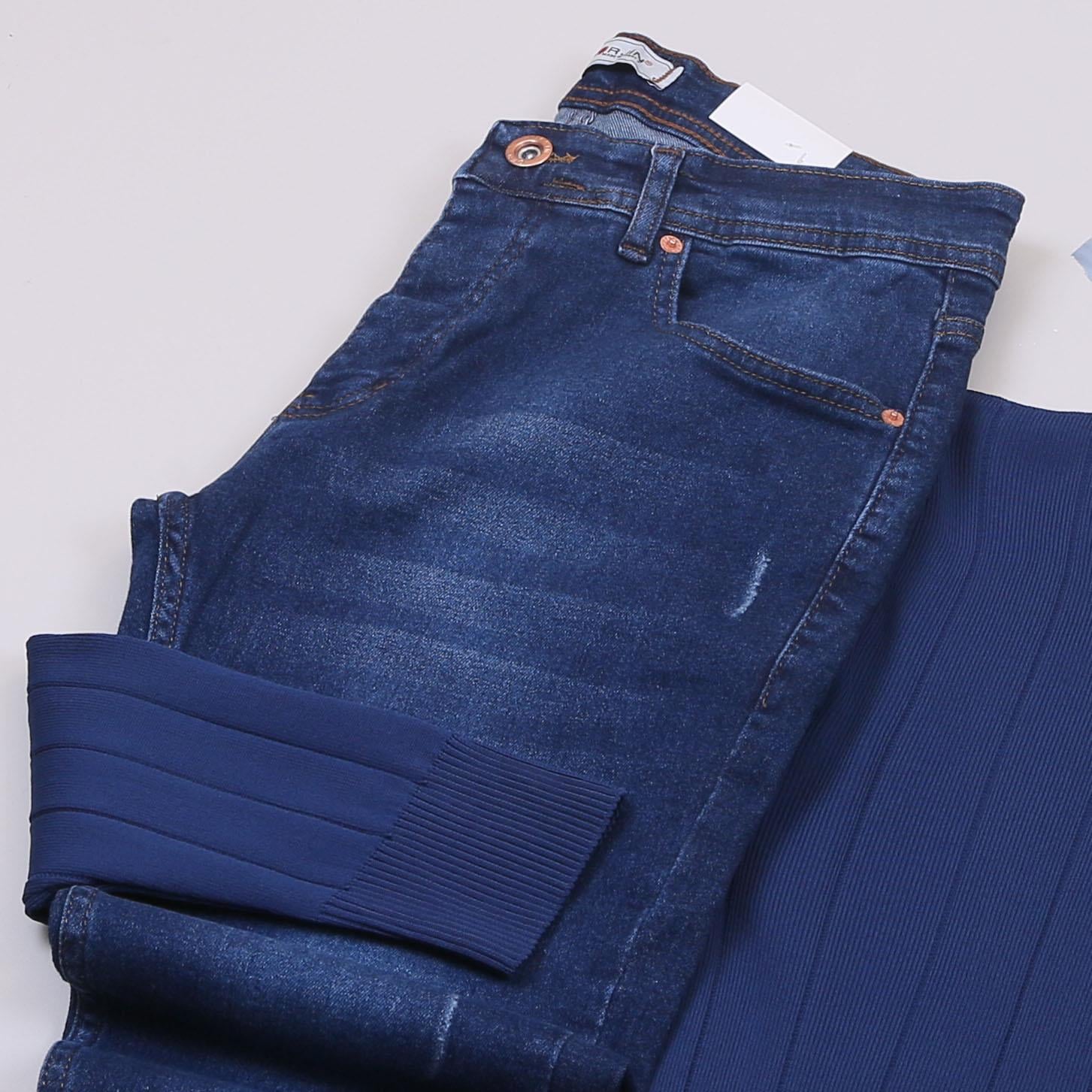 Bej Kırçıllı Blazer Ceket Triko Kazak Pantolon Bot Kombin