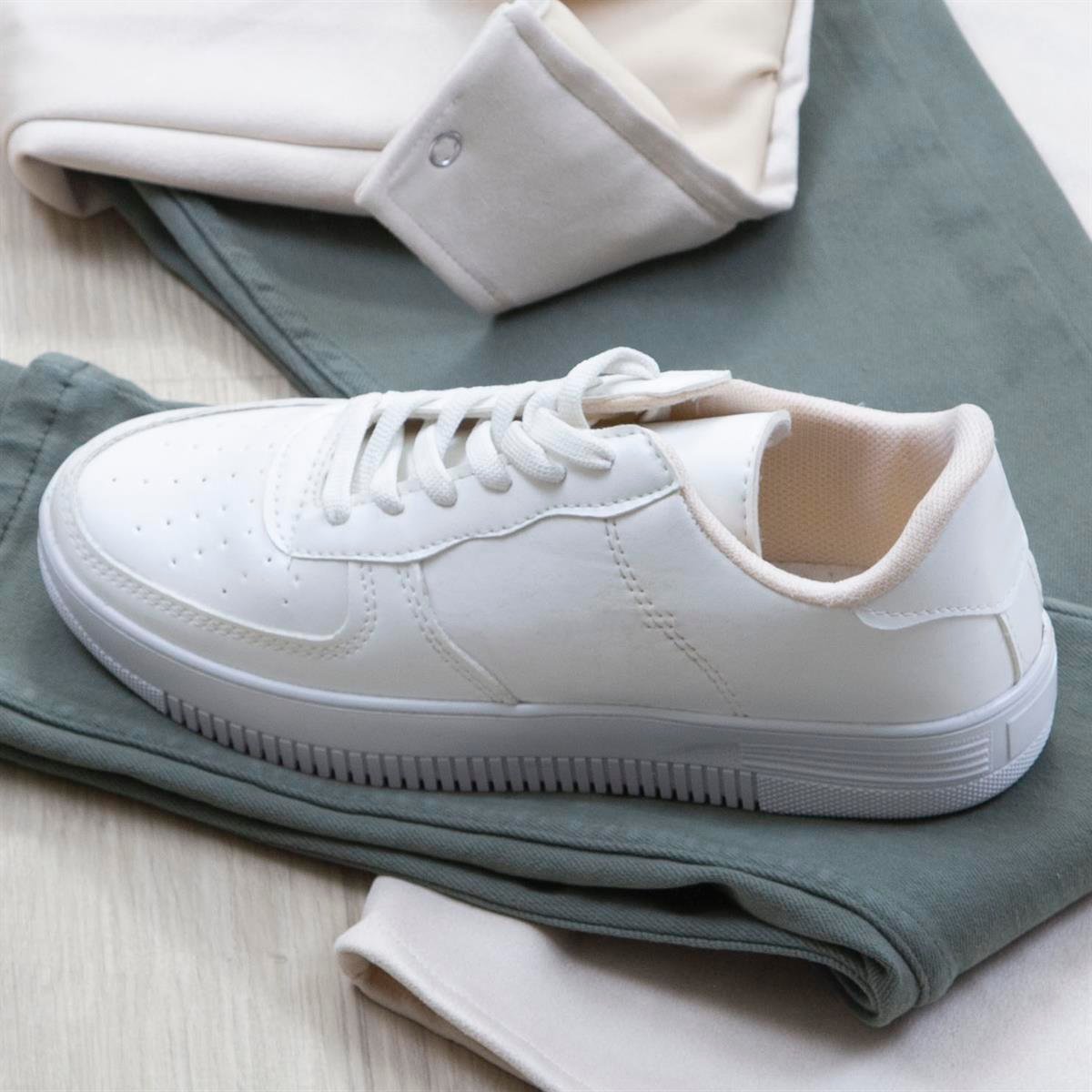 Bej Nubuk Gömlek Pantolon Ayakkabı Kombin