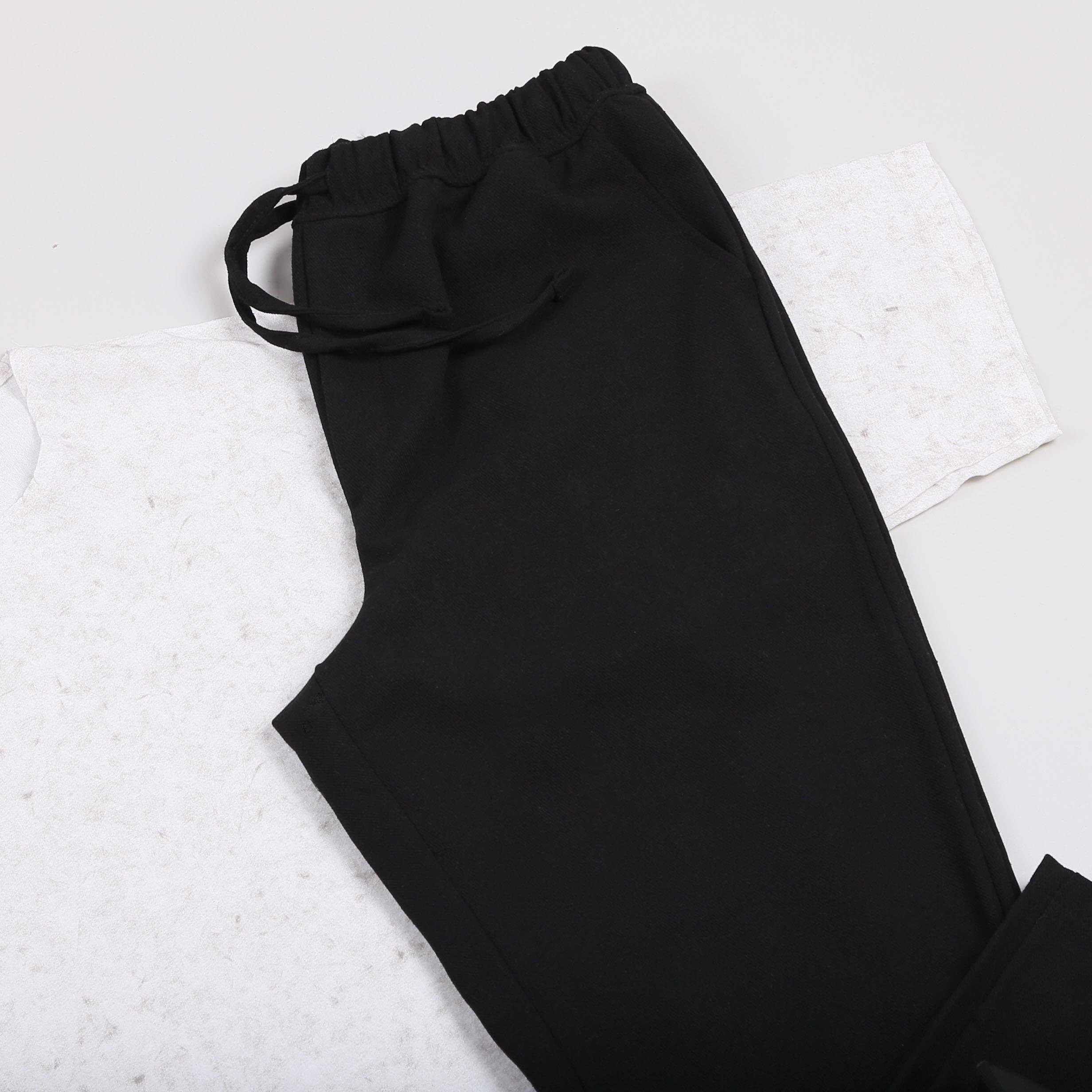 Bej Oversize Desenli Fakir Kol Tişört Keten Pantolon Ayakkabı Kombin