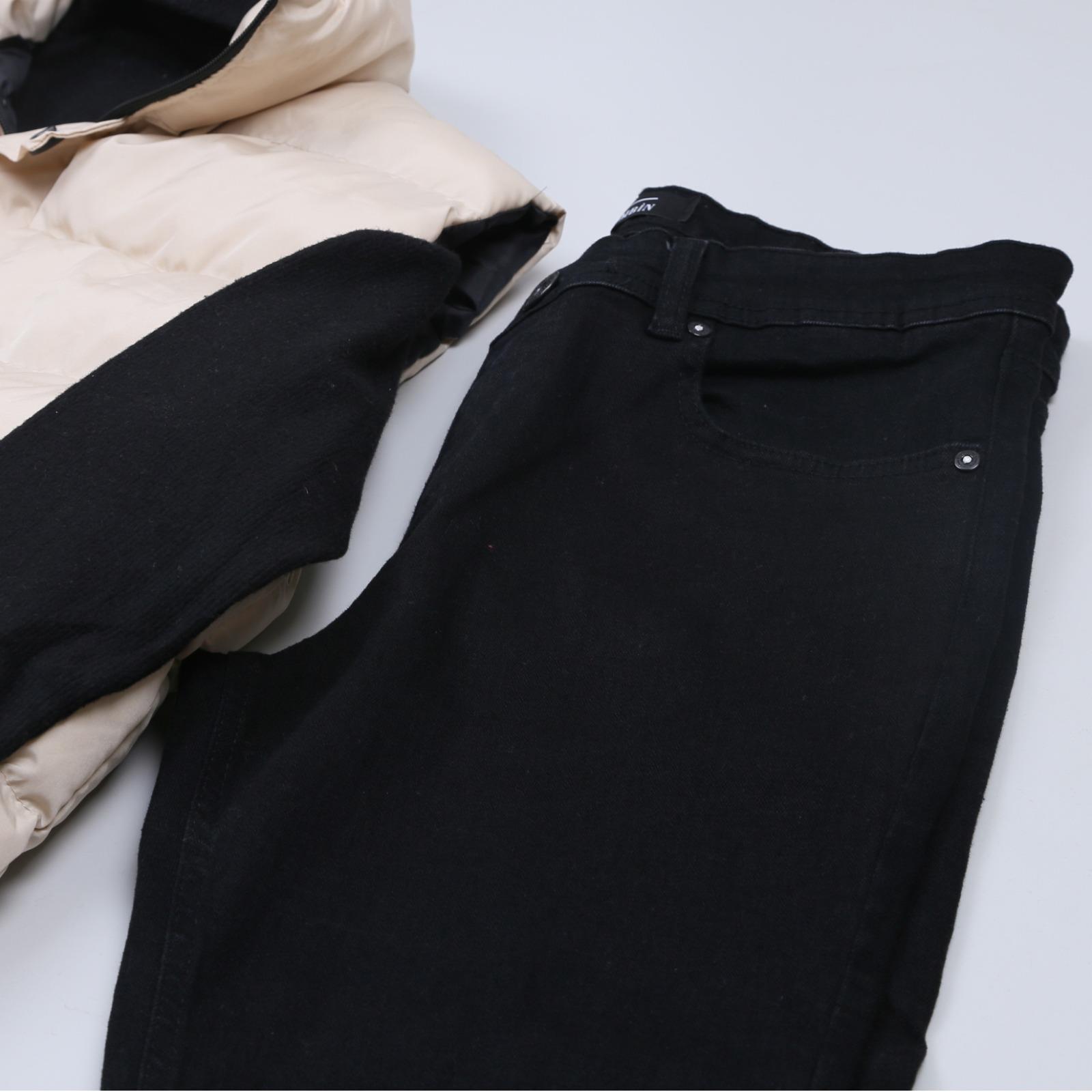 Bej Şişme Yelek Kazak Pantolo Ayakkabı Kombin