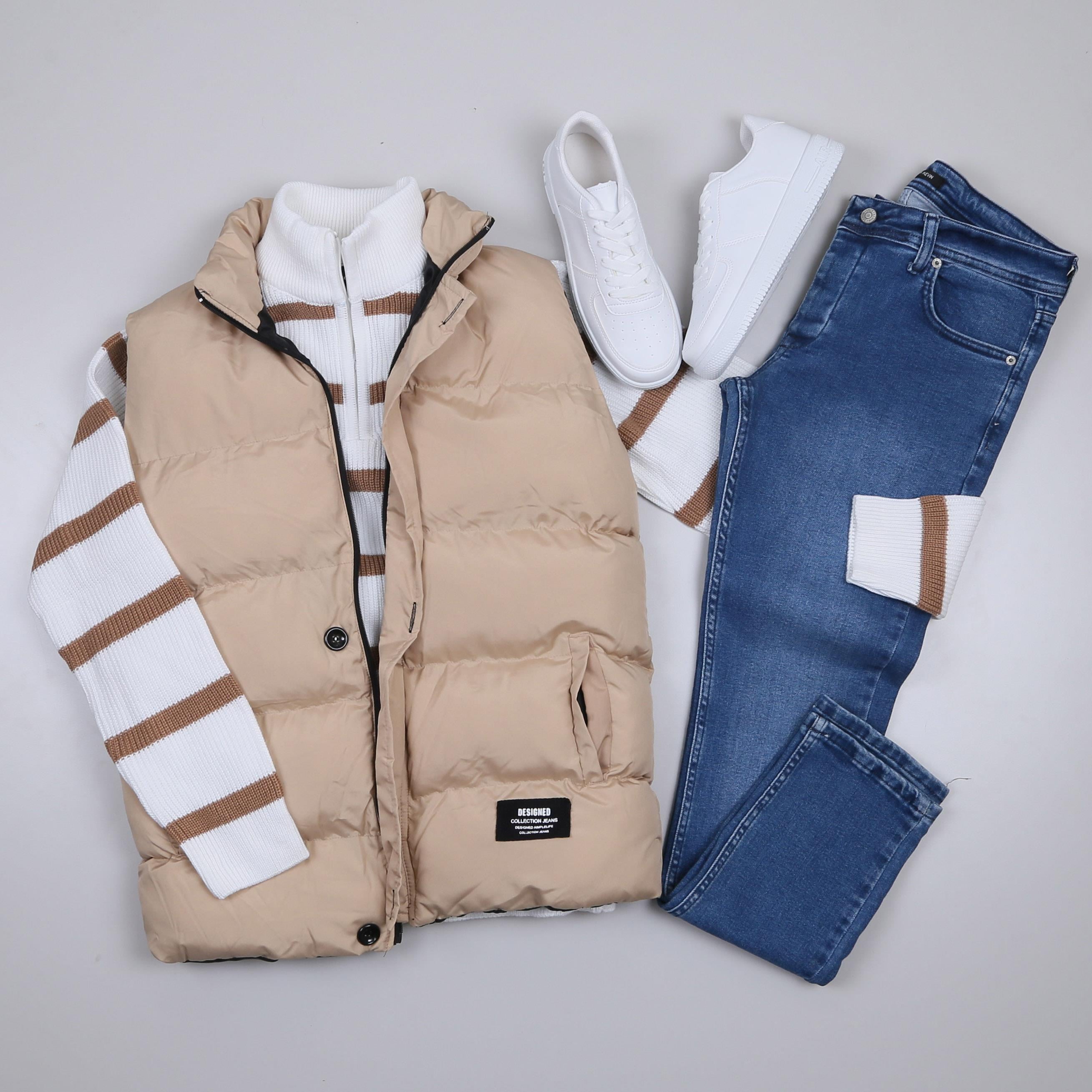 Bej Şişme Yelek Kazak Pantolon Ayakkabı Kombin