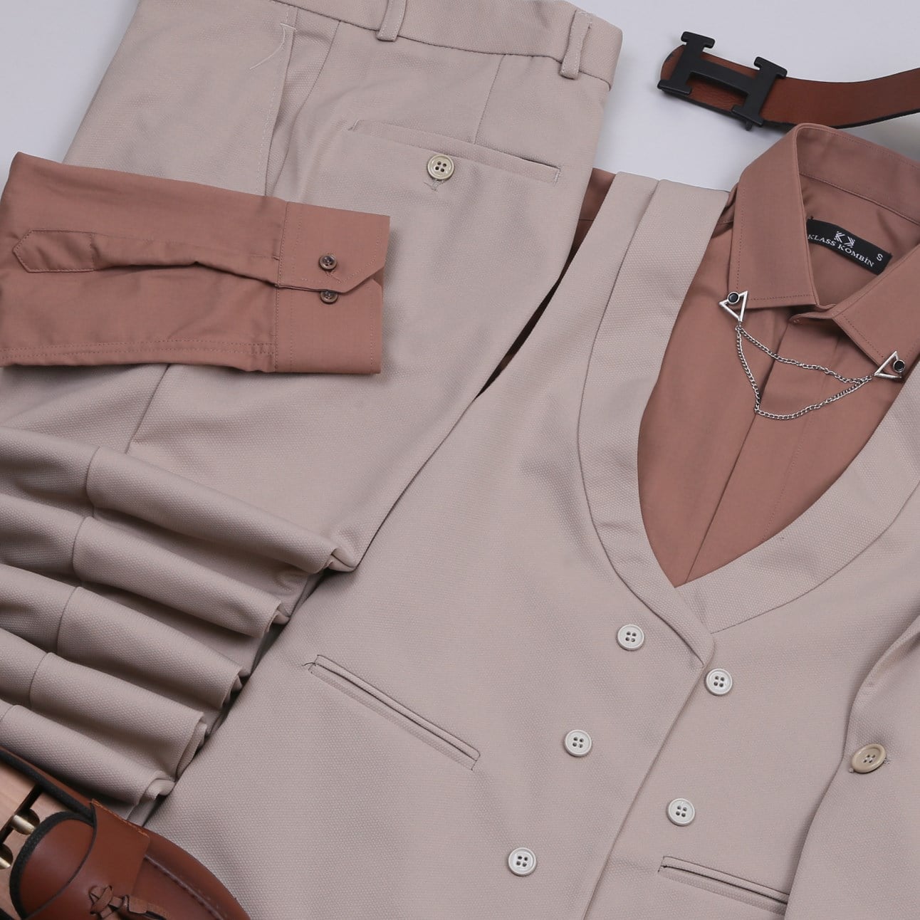 Bej Takım Elbise  Kombini