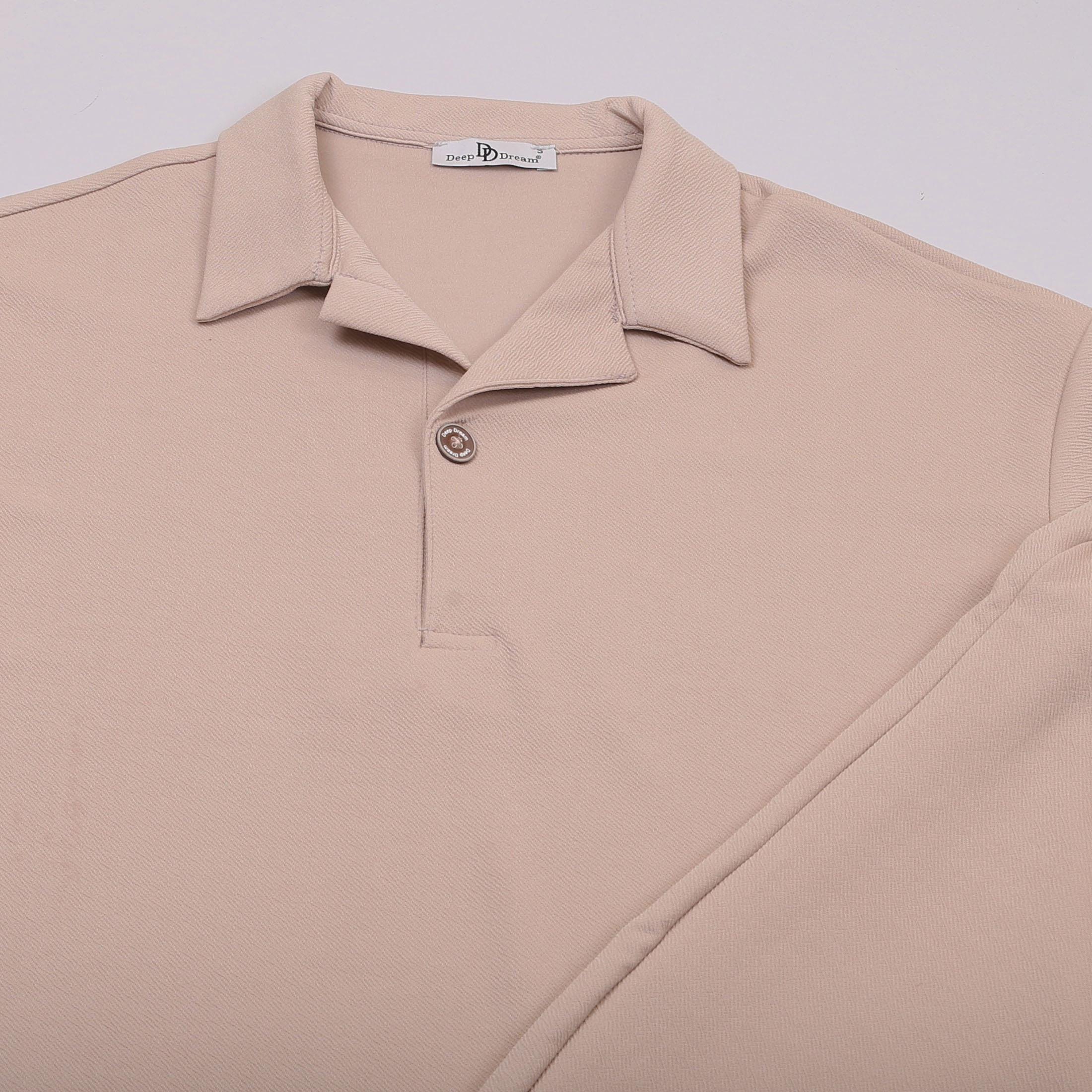 Bej Tişörtlü Takım Ayakkabı Kombin