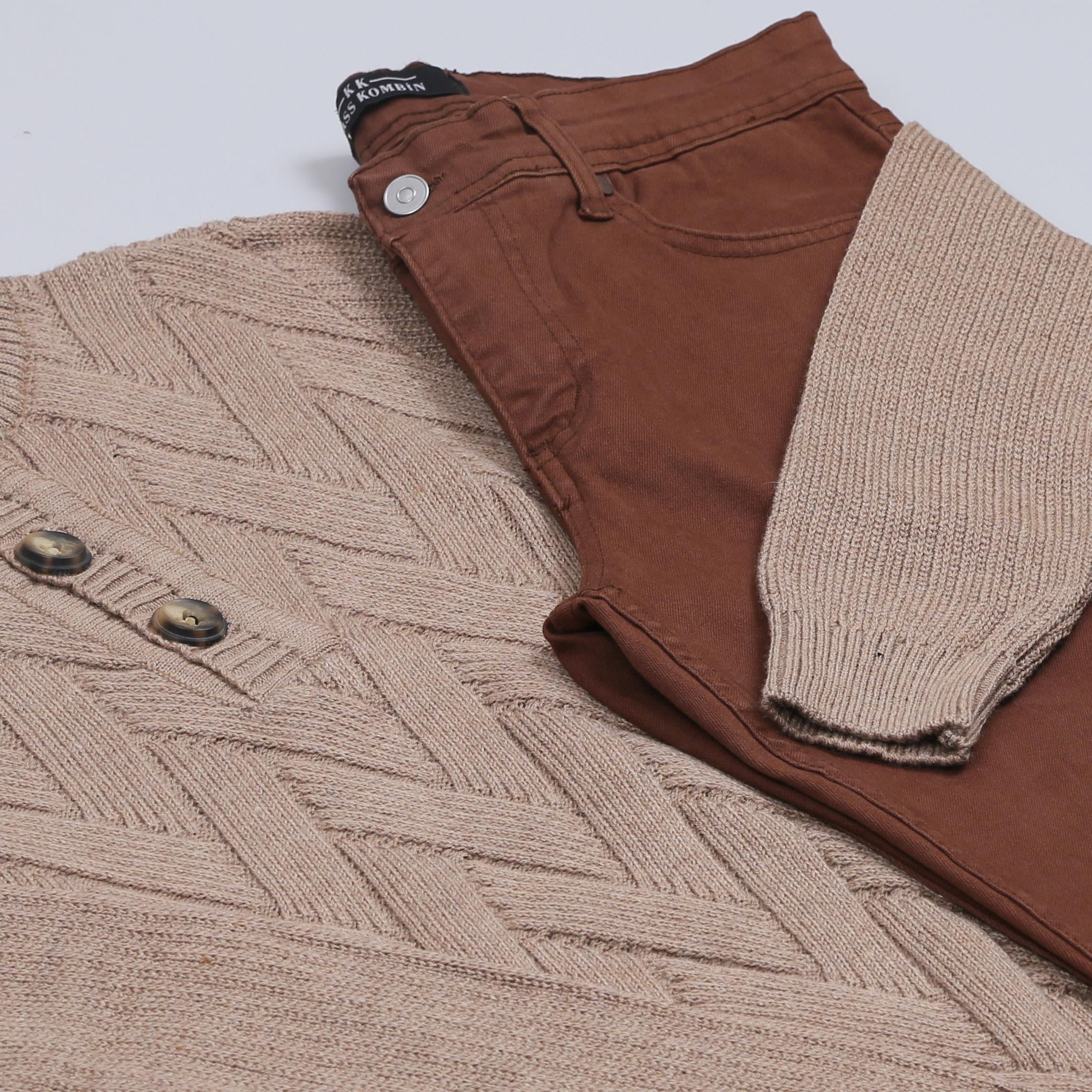 Bej Triko Kazak Kot Pantolon Bot Kombini