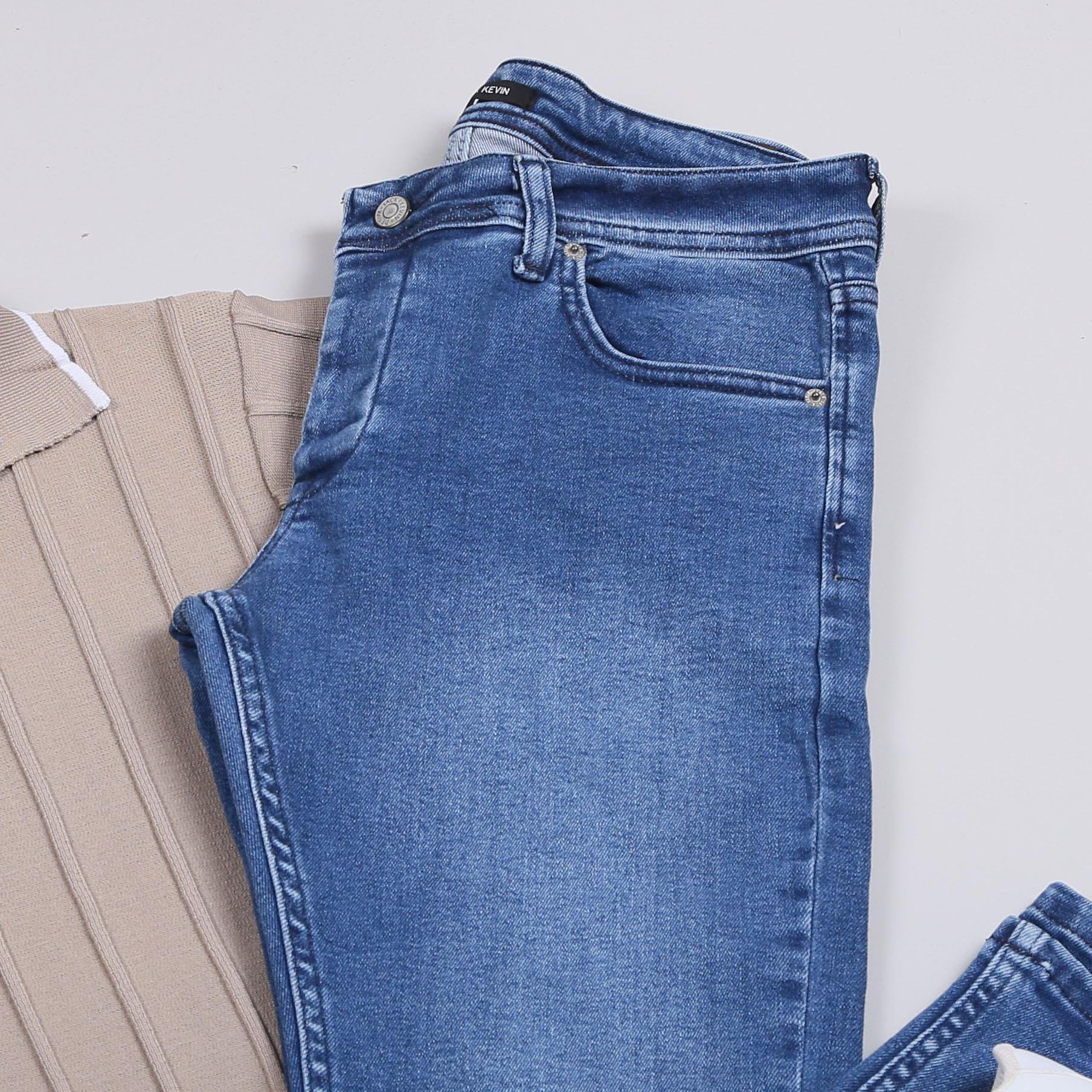 Bej Triko Polo Yaka Tişört Pantolon Ayakkabı Kombin