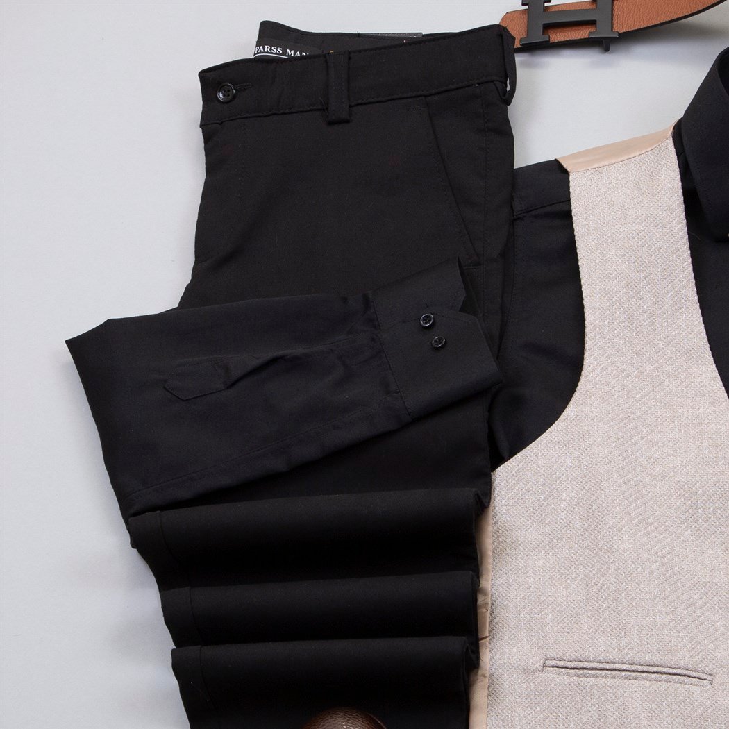 Bej Yelek Gömlek Pantolon Ayakkabı Kombin