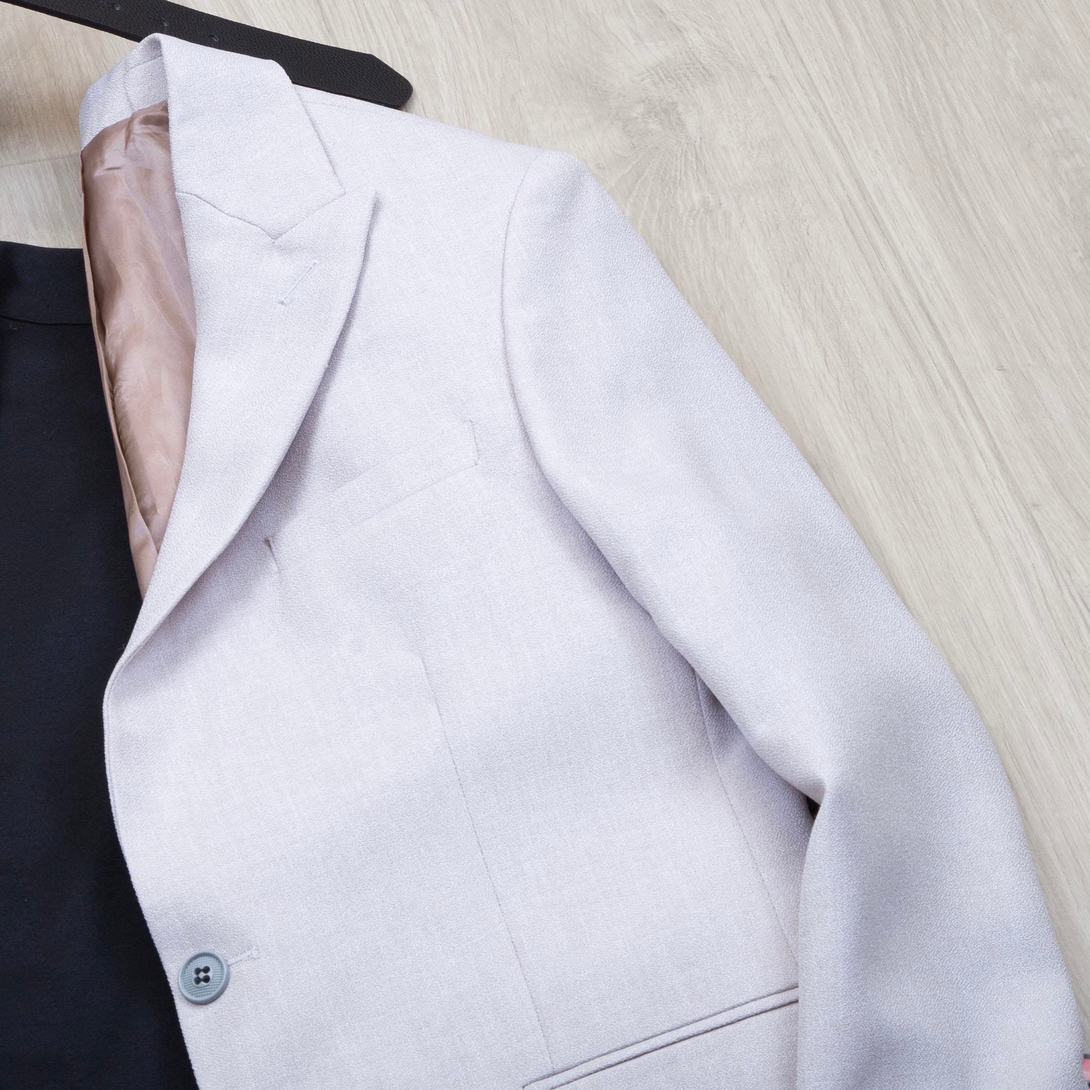 Beyaz Blazer Ceket Gömlek Pantolon Ayakkabı Kombin